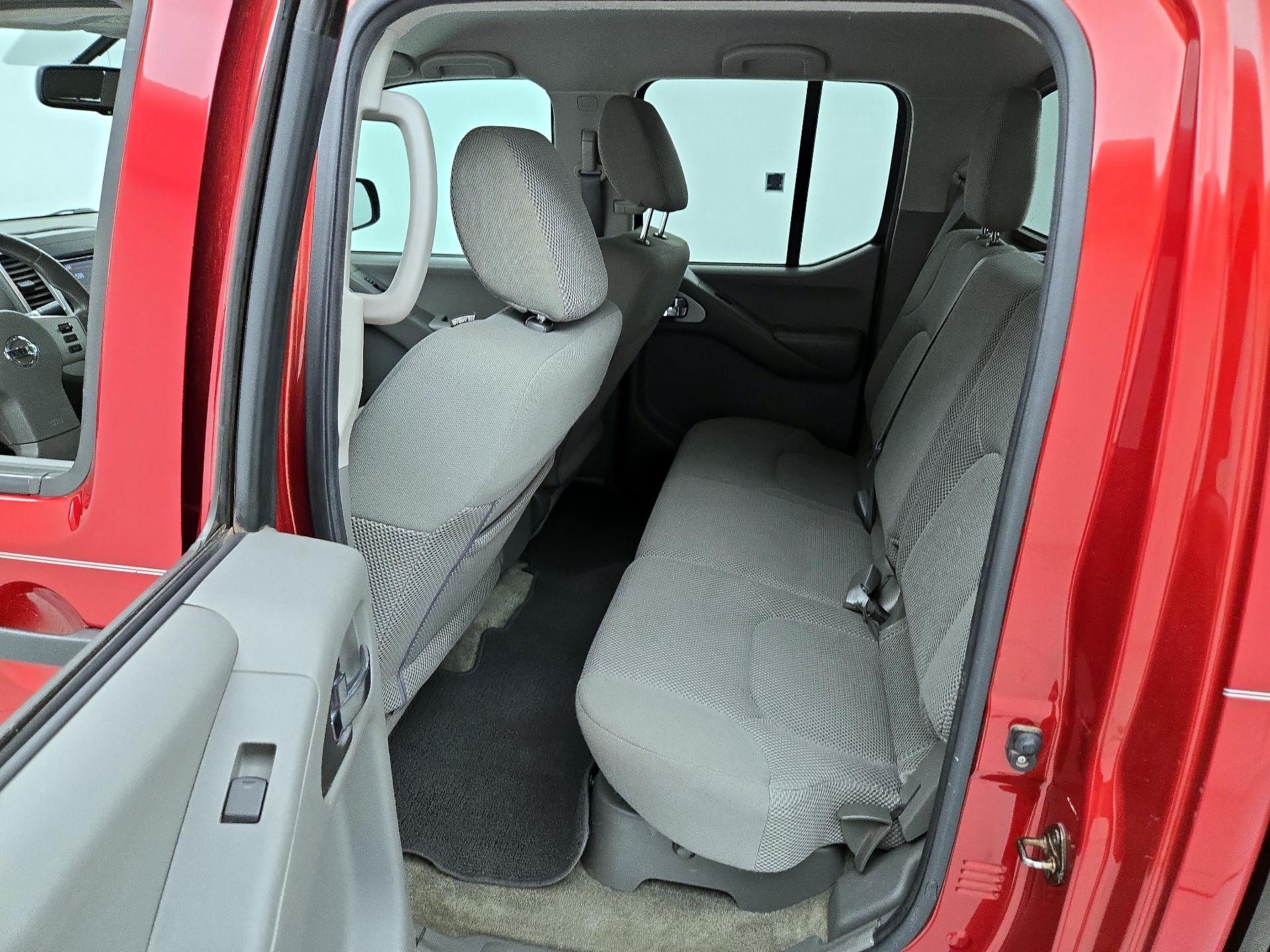 Thumbnail: 2015 Nissan Frontier - 19