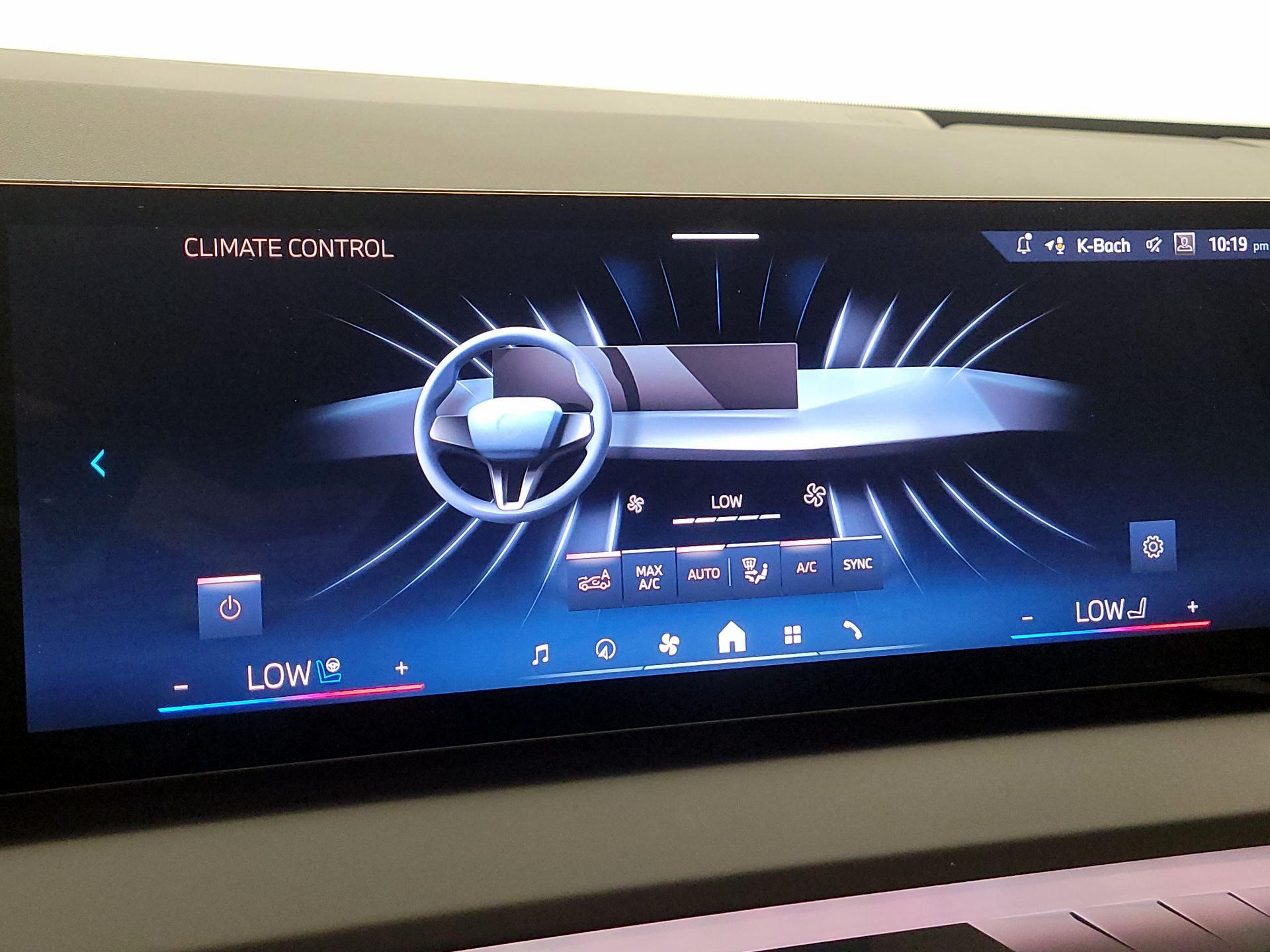 Thumbnail: 2025 BMW X3 - 16