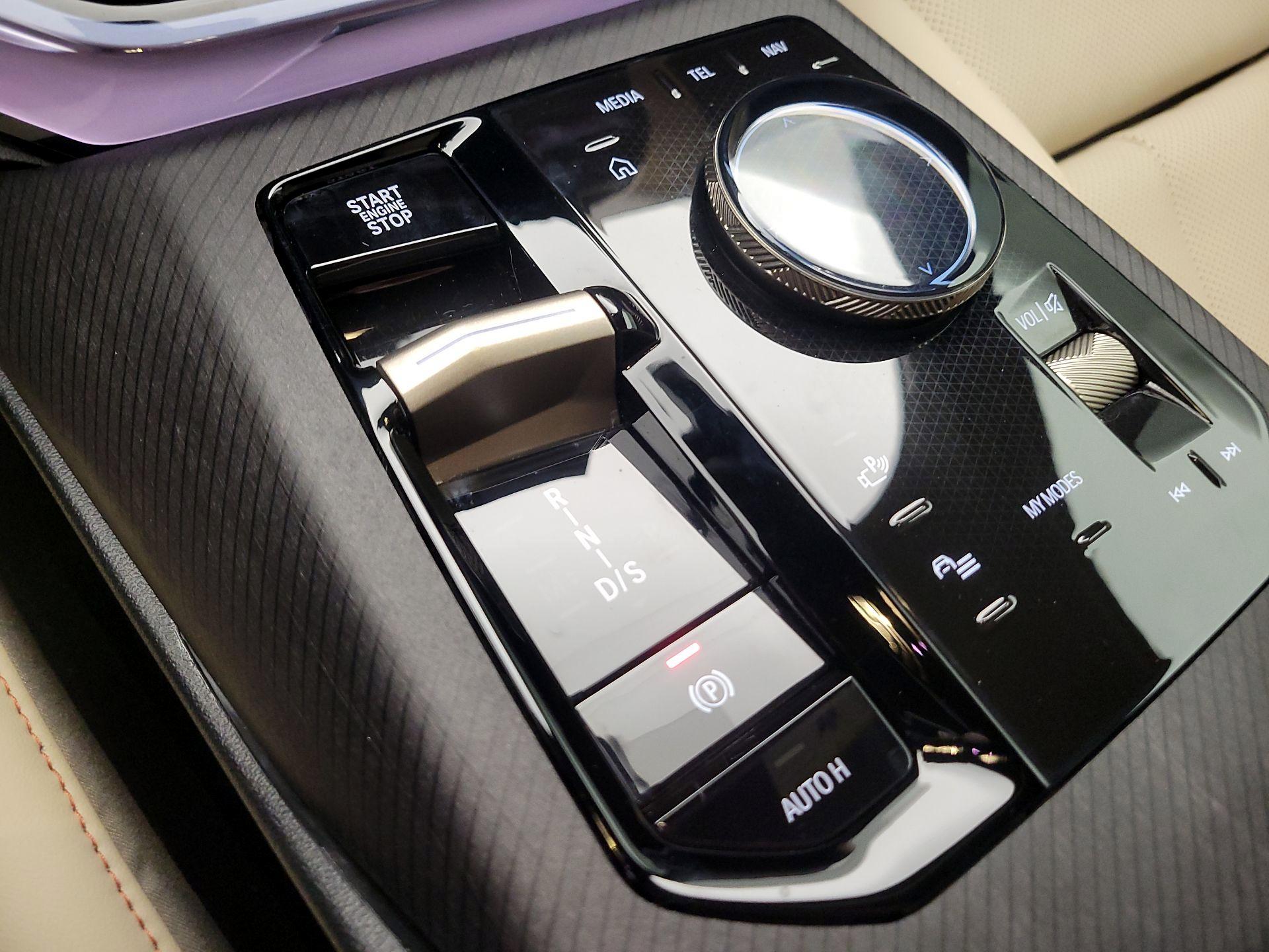 Thumbnail: 2025 BMW X3 - 17