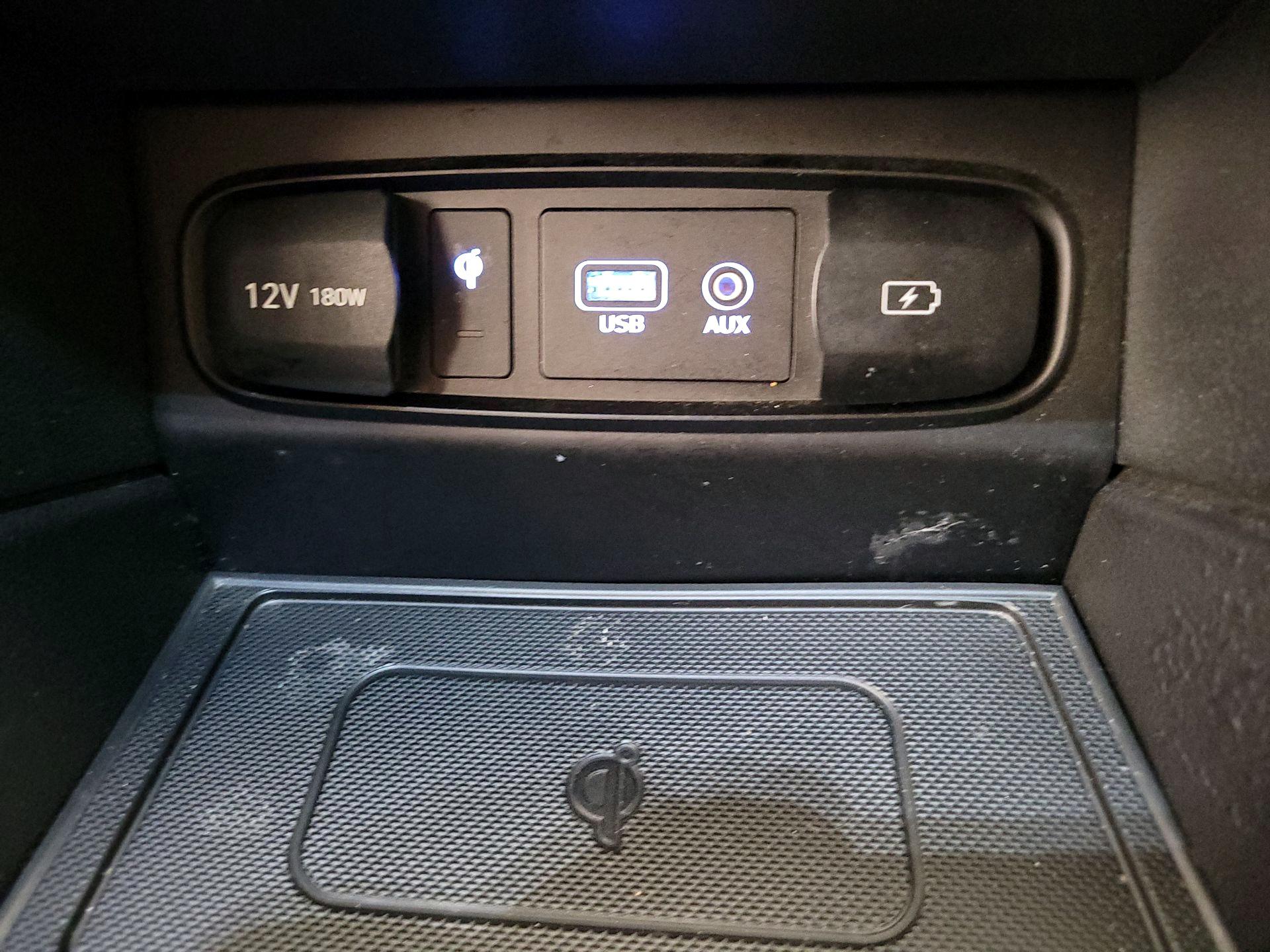 Thumbnail: 2020 Hyundai Santa Fe - 18