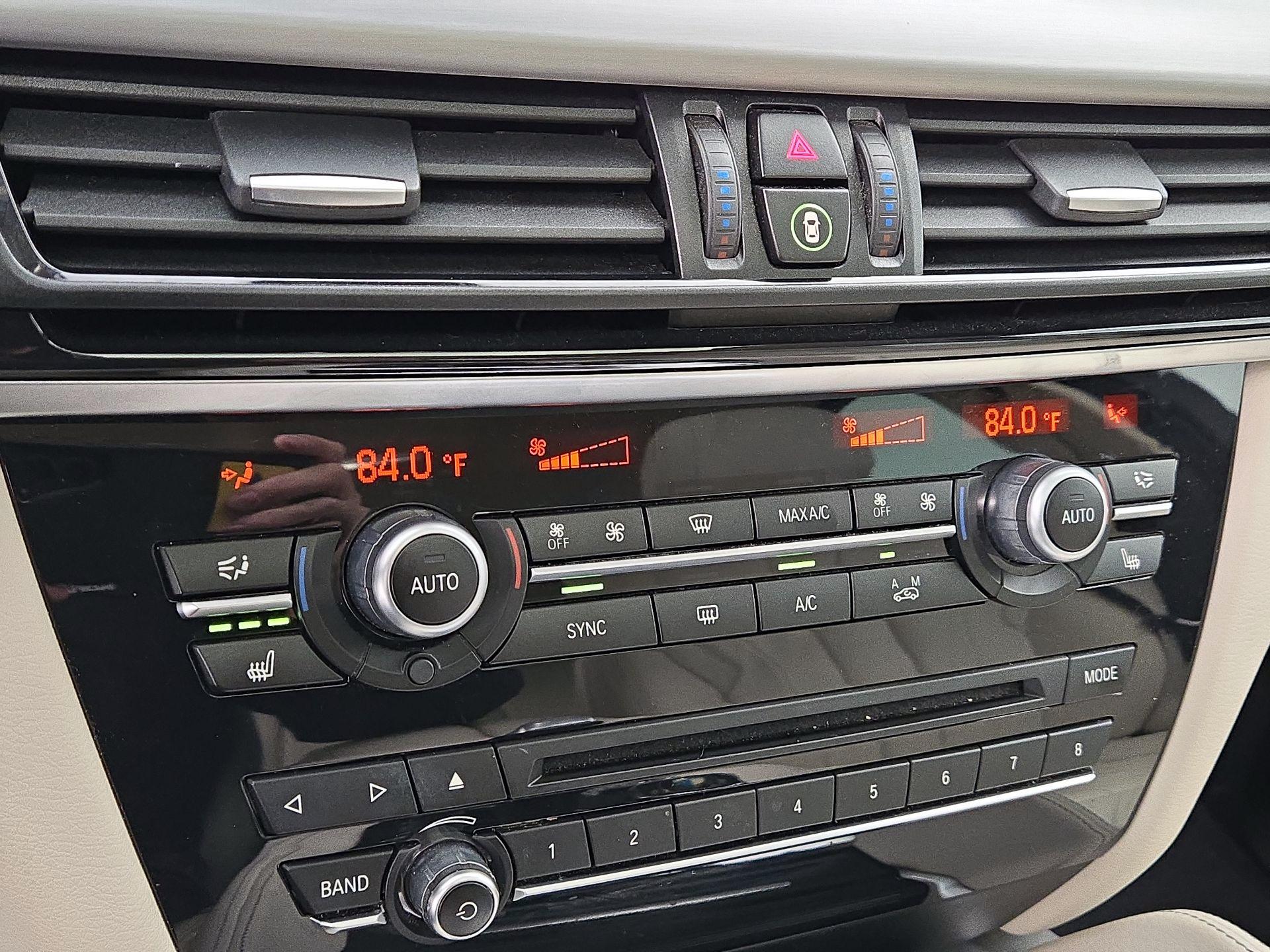 Thumbnail: 2015 BMW X6 - 17