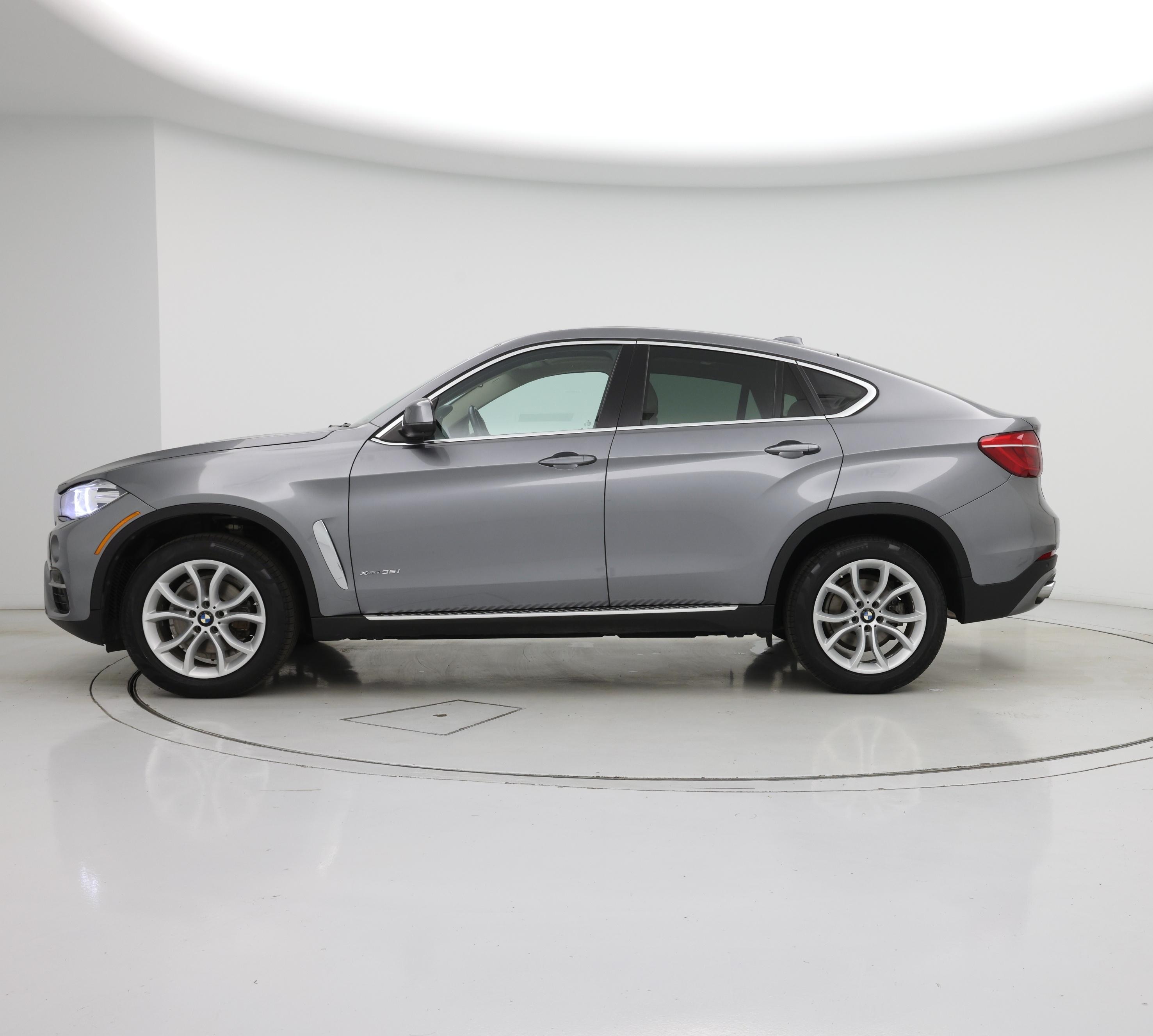 Thumbnail: 2015 BMW X6 - 3
