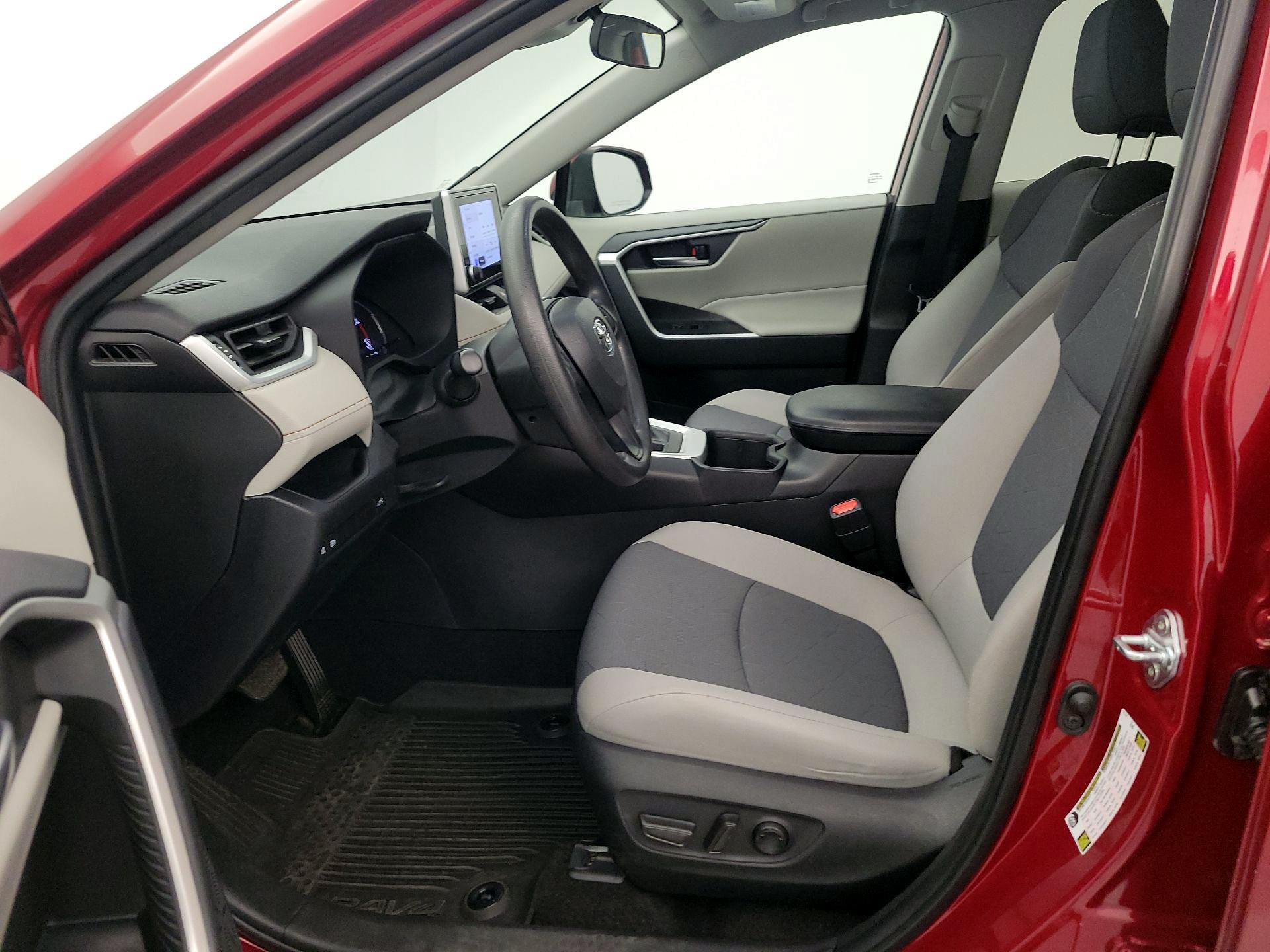 Thumbnail: 2024 Toyota RAV4 - 11