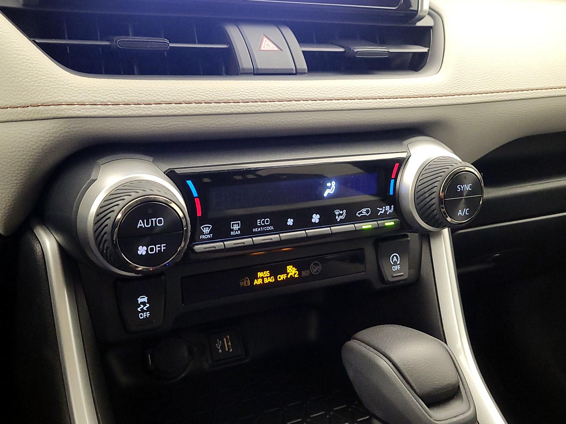 Thumbnail: 2024 Toyota RAV4 - 16