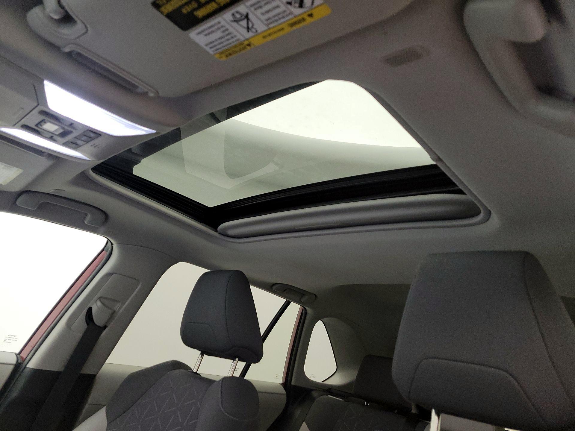 Thumbnail: 2024 Toyota RAV4 - 19