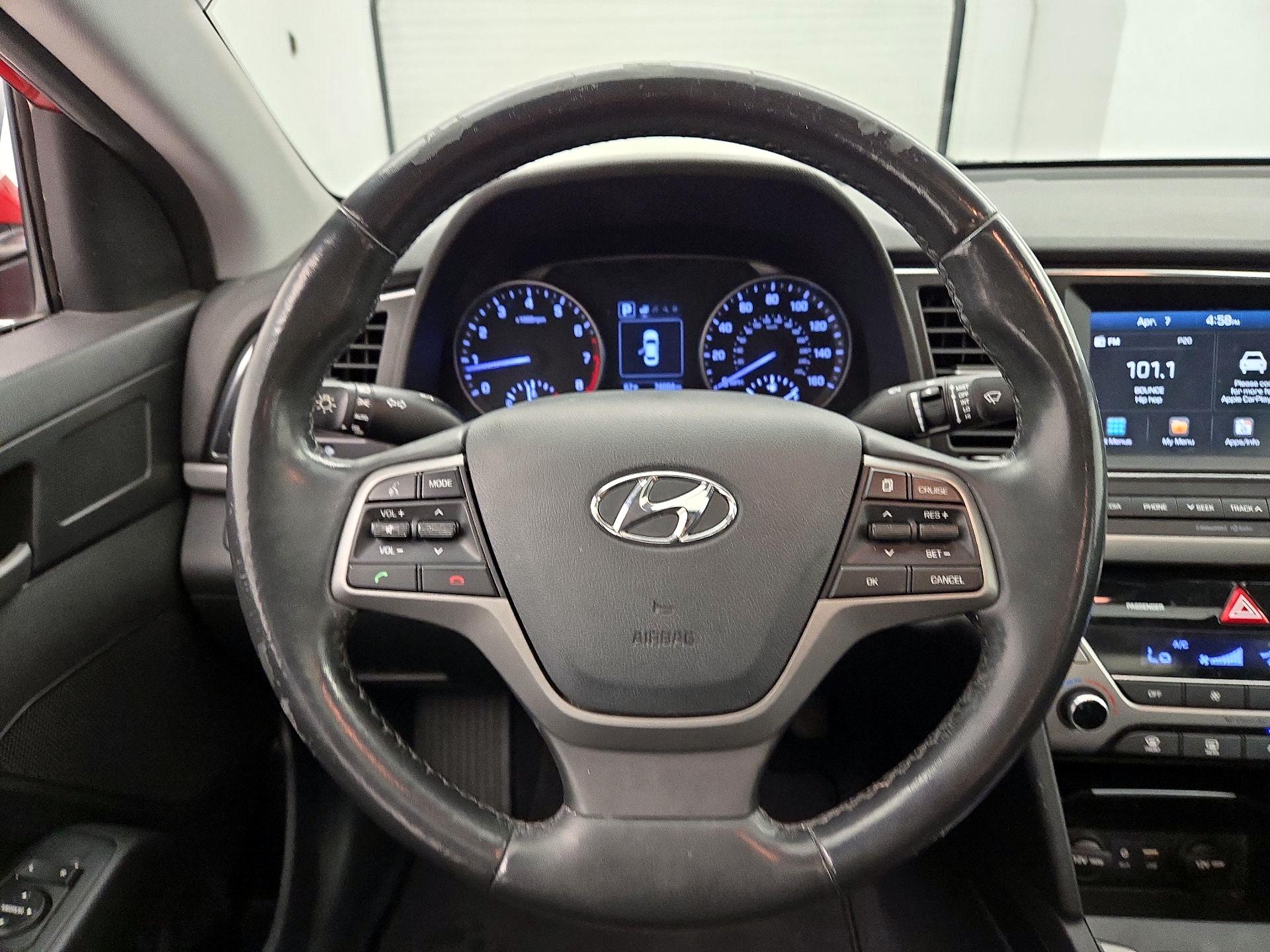Thumbnail: 2017 Hyundai Elantra - 10