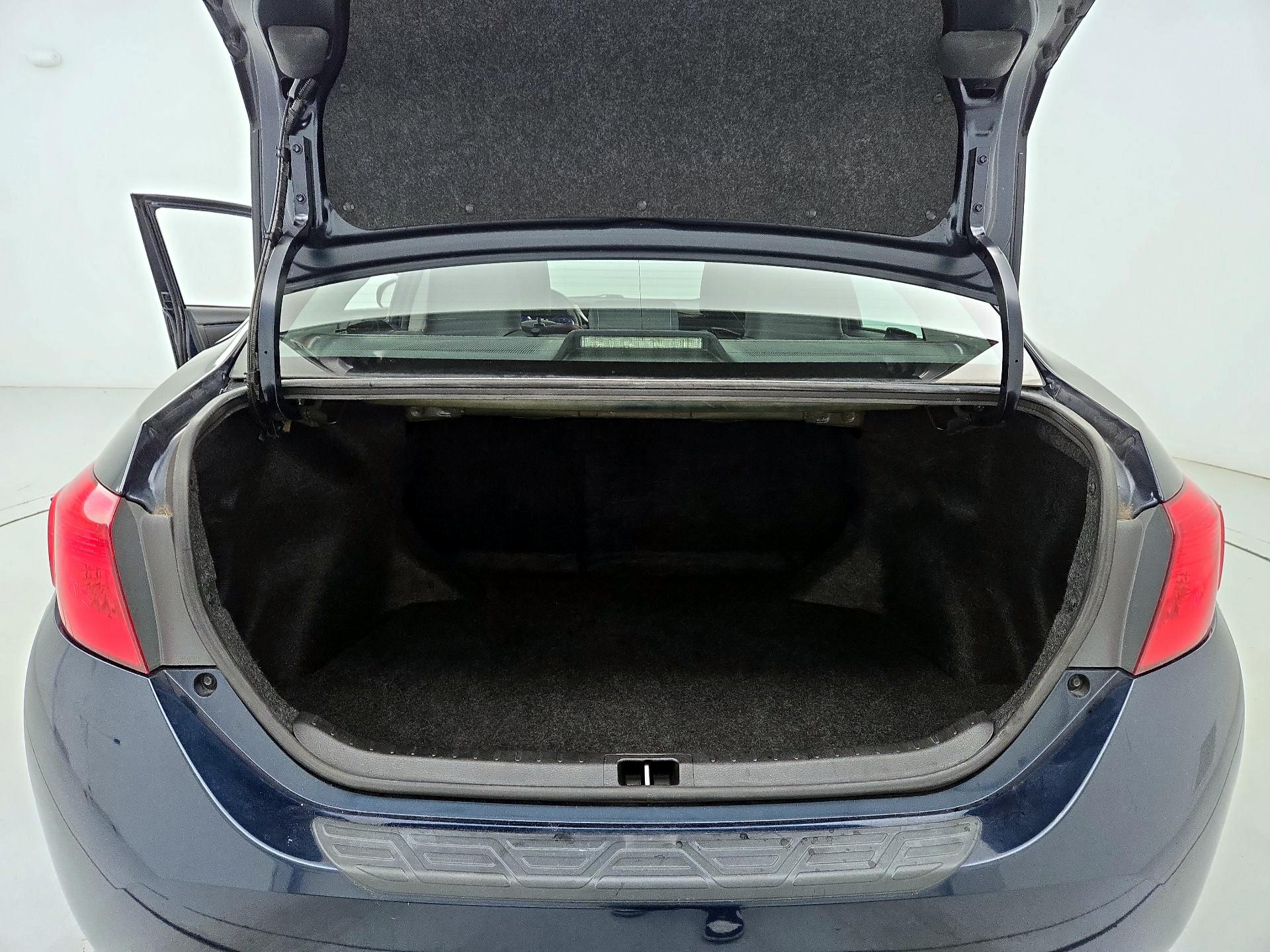 Thumbnail: 2018 Toyota Corolla - 20