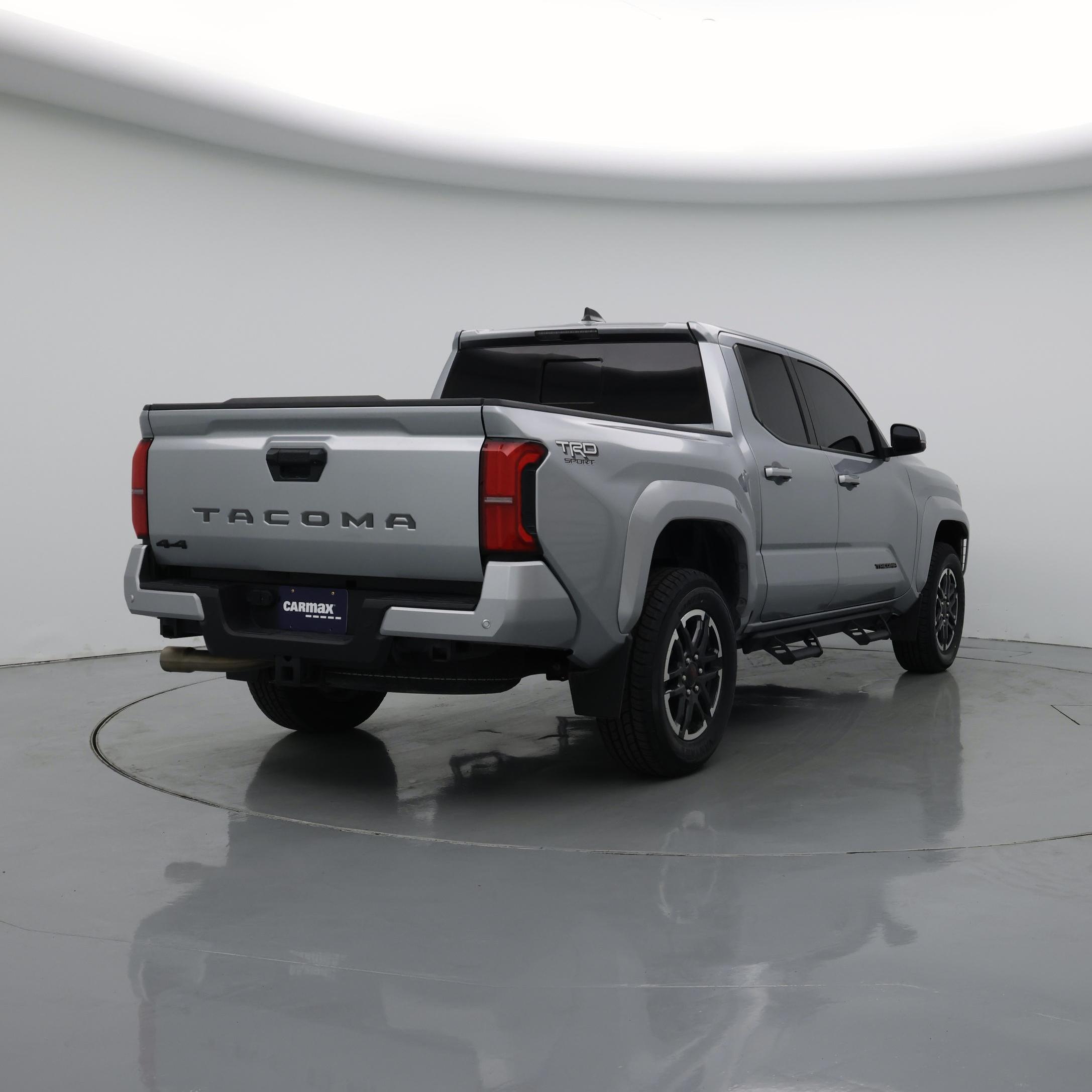 Thumbnail: 2024 Toyota Tacoma - 8
