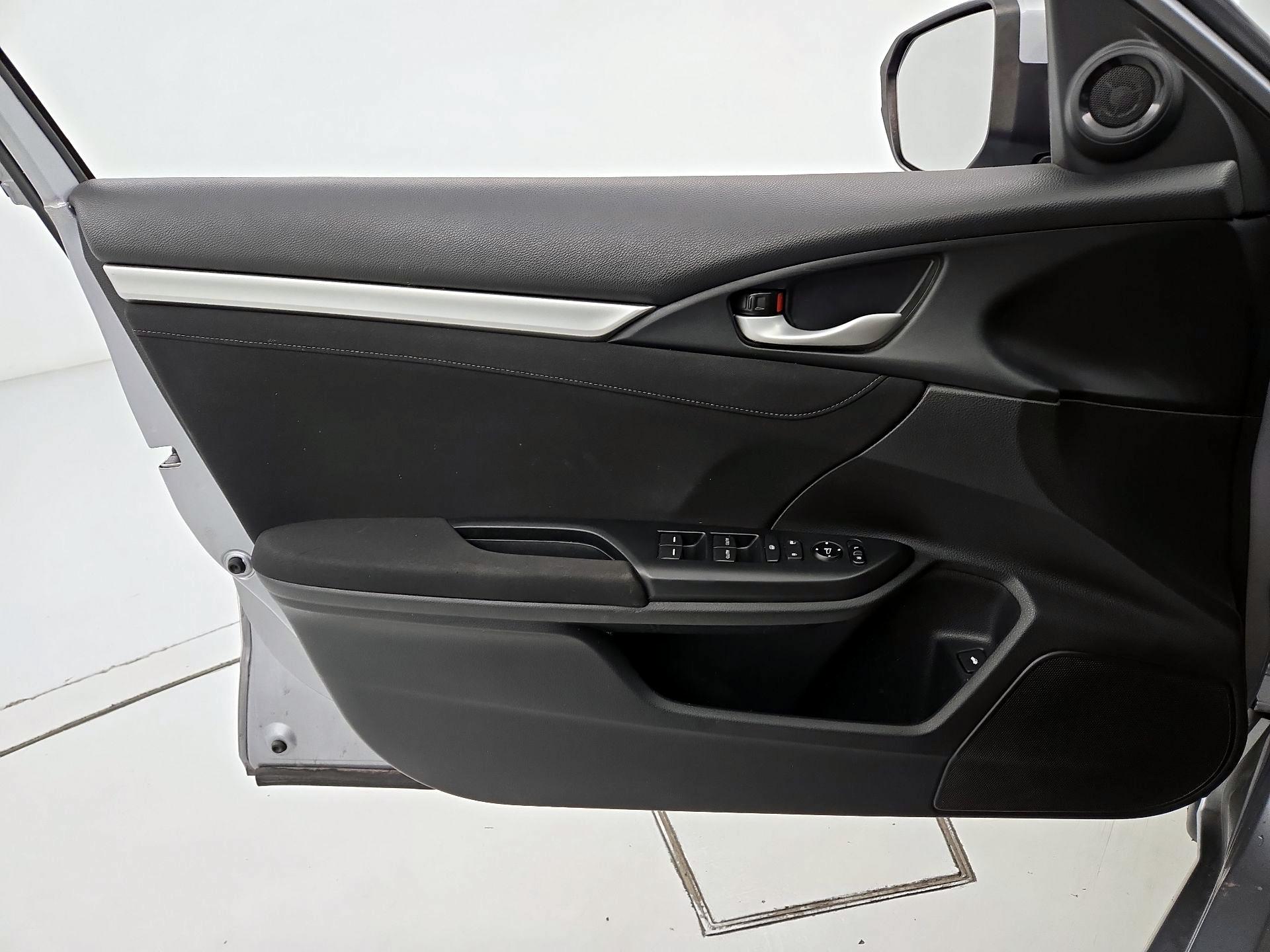 Thumbnail: 2018 Honda Civic - 12