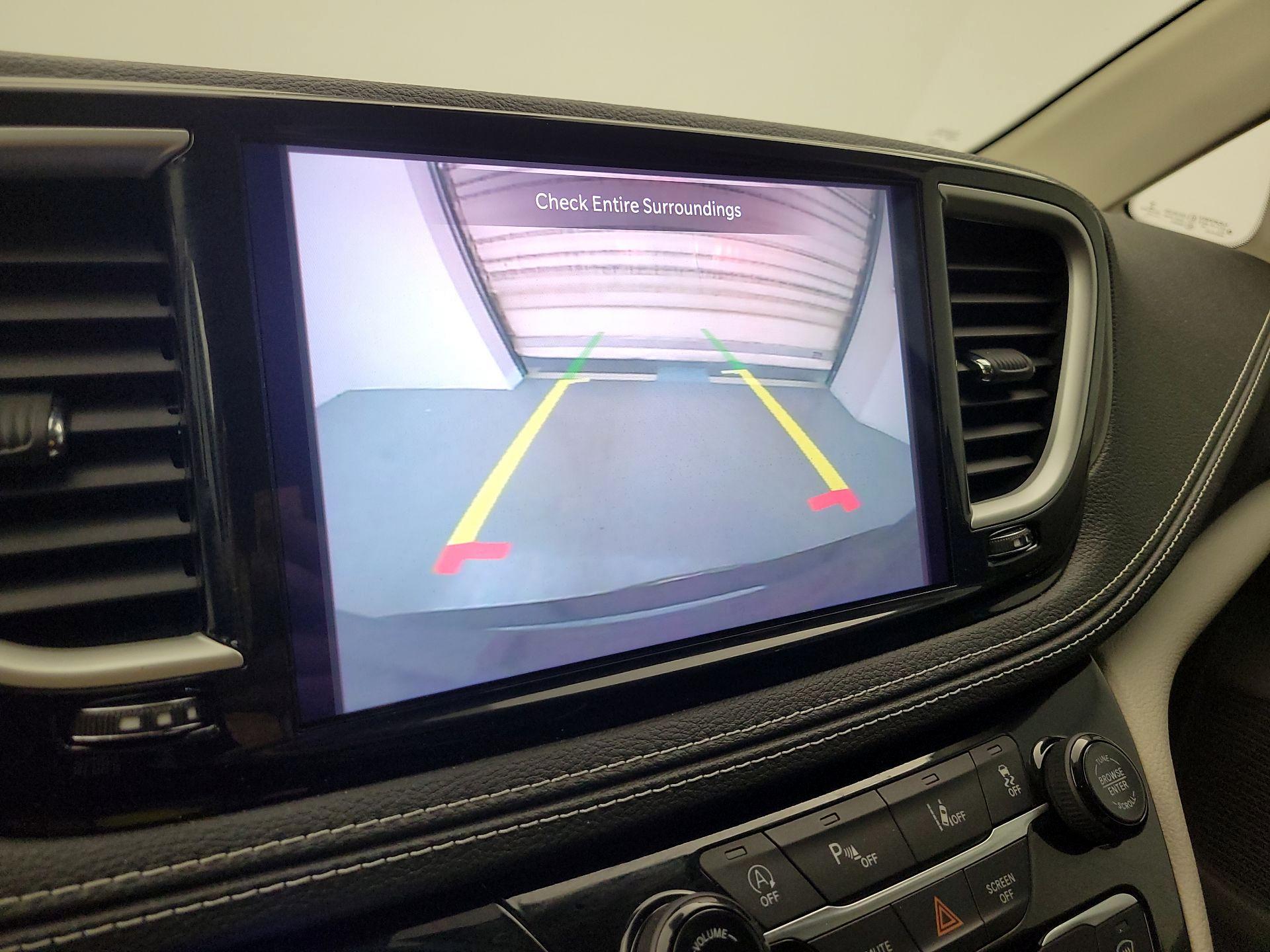 Thumbnail: 2022 Chrysler Pacifica - 14