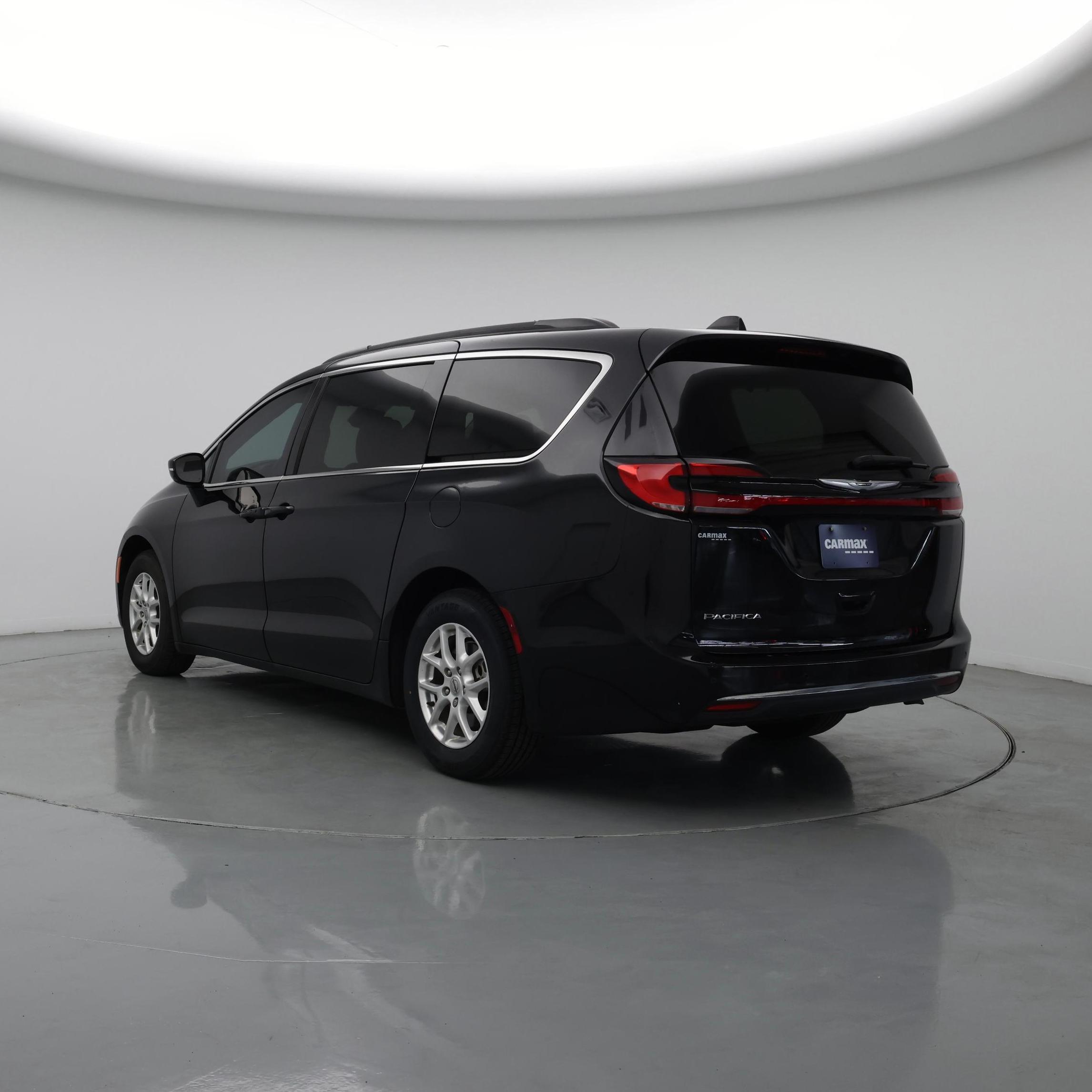 Thumbnail: 2022 Chrysler Pacifica - 2