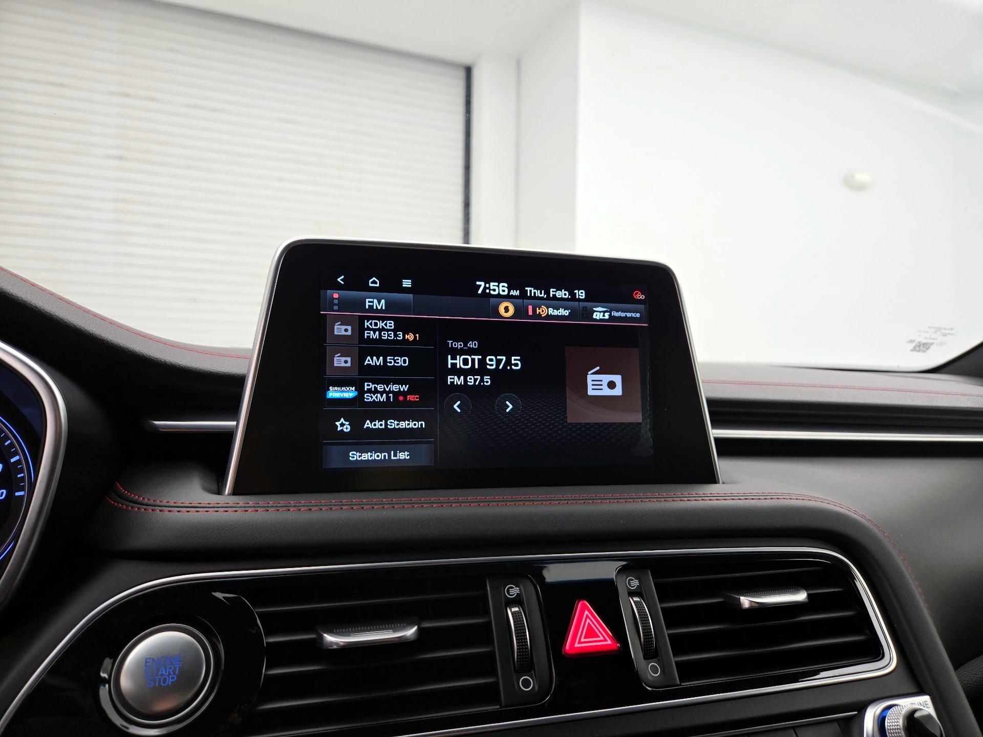 Thumbnail: 2019 Genesis G70 - 16