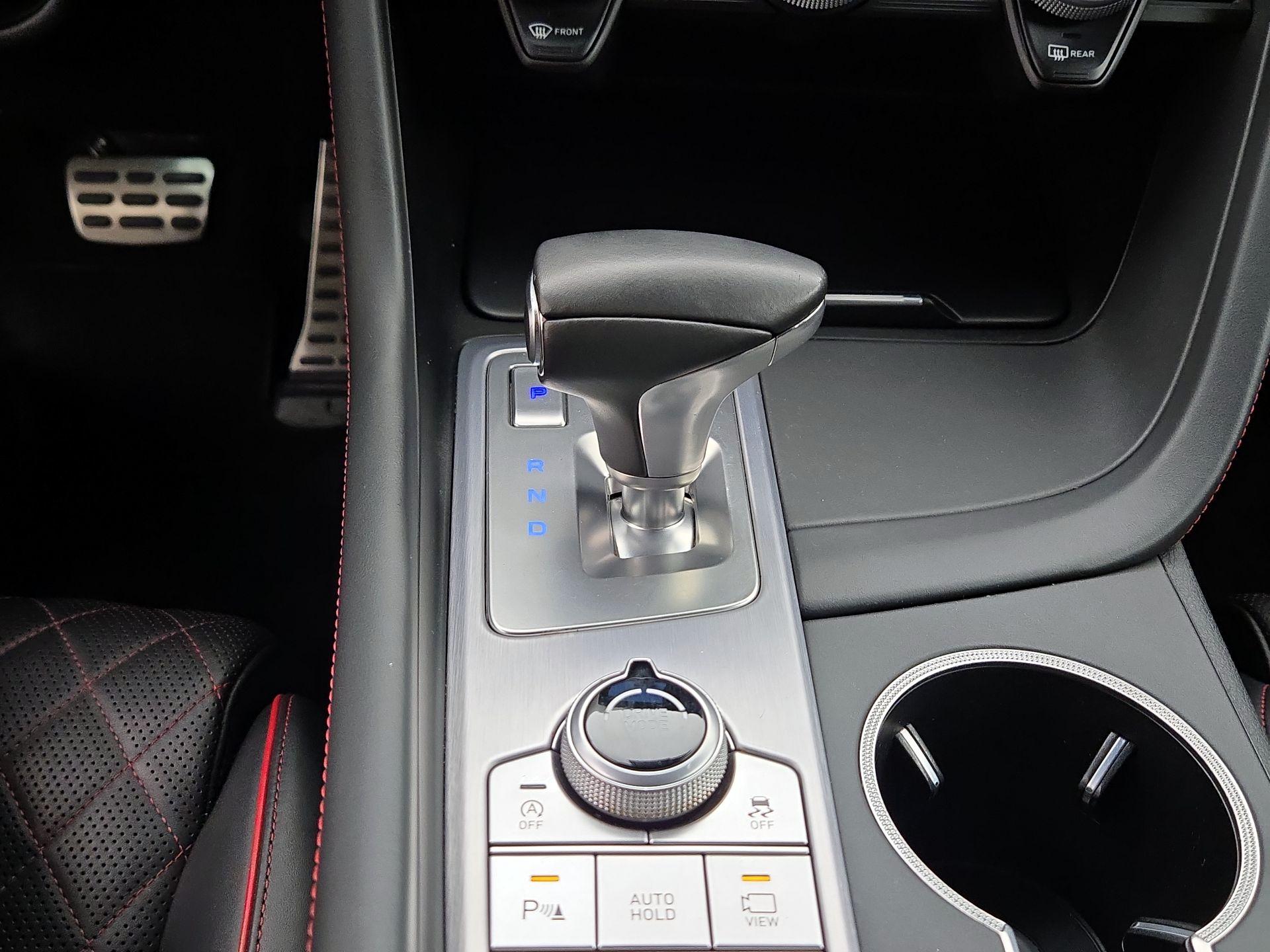 Thumbnail: 2019 Genesis G70 - 18