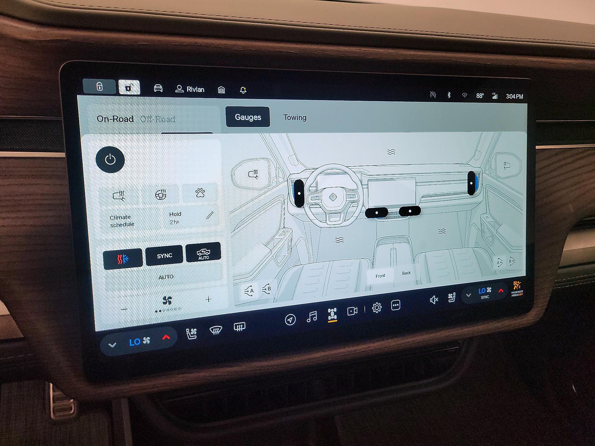 Thumbnail: 2022 Rivian R1T - 16