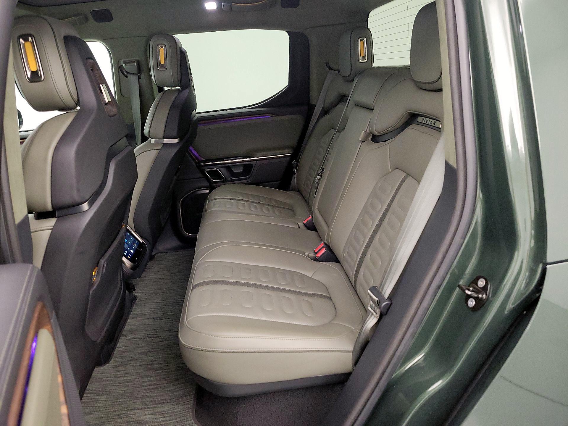 Thumbnail: 2022 Rivian R1T - 20