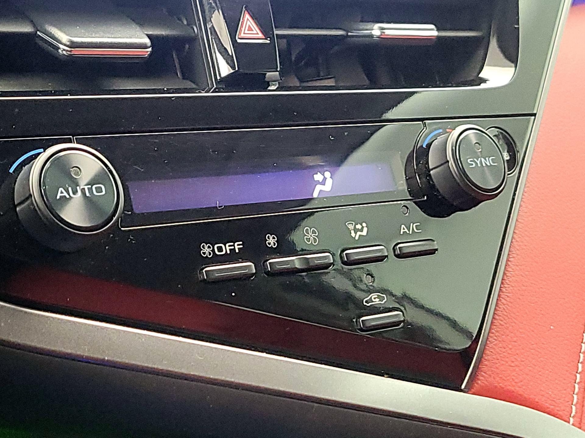 Thumbnail: 2024 Toyota Camry - 17