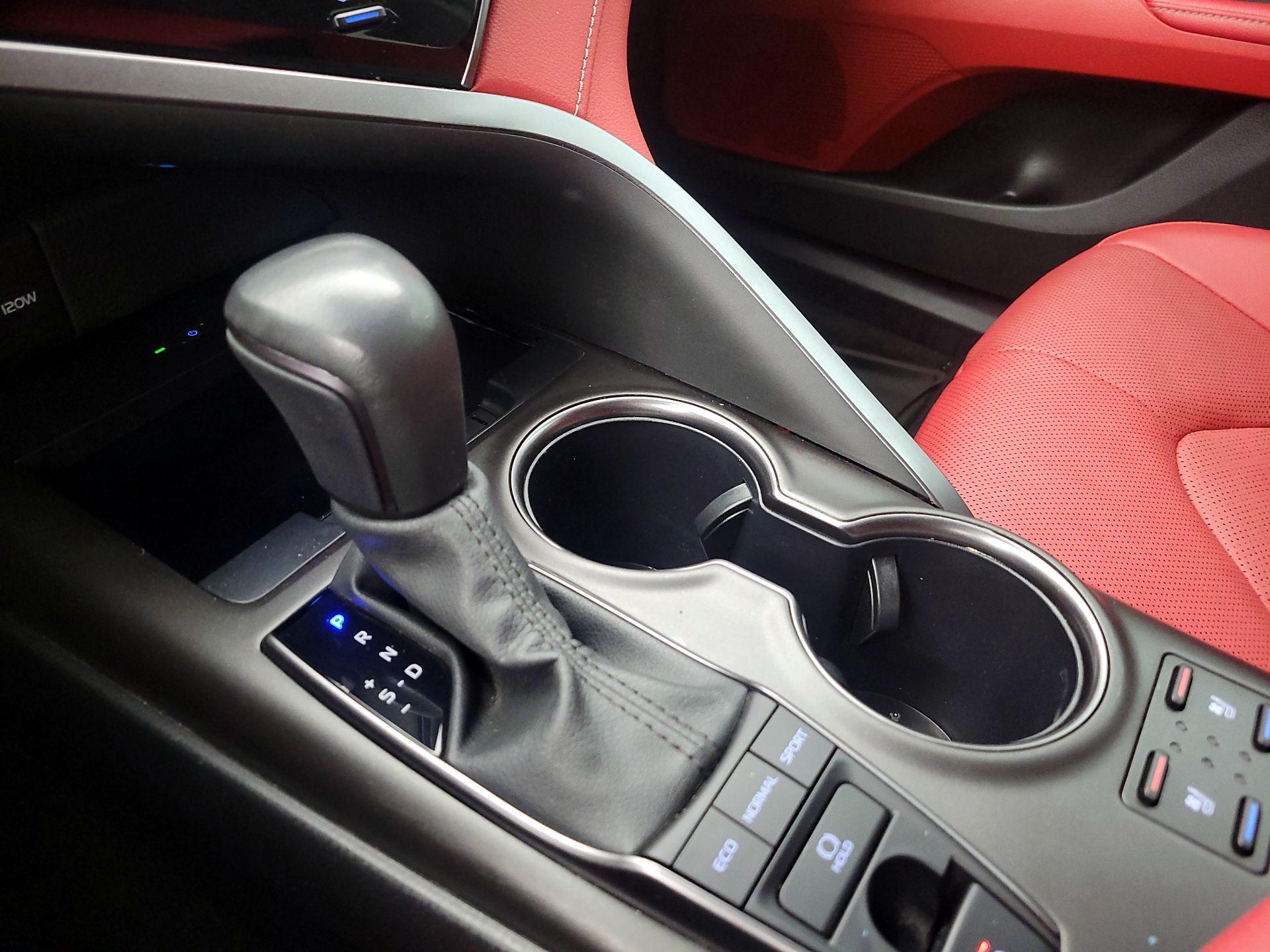 Thumbnail: 2024 Toyota Camry - 18