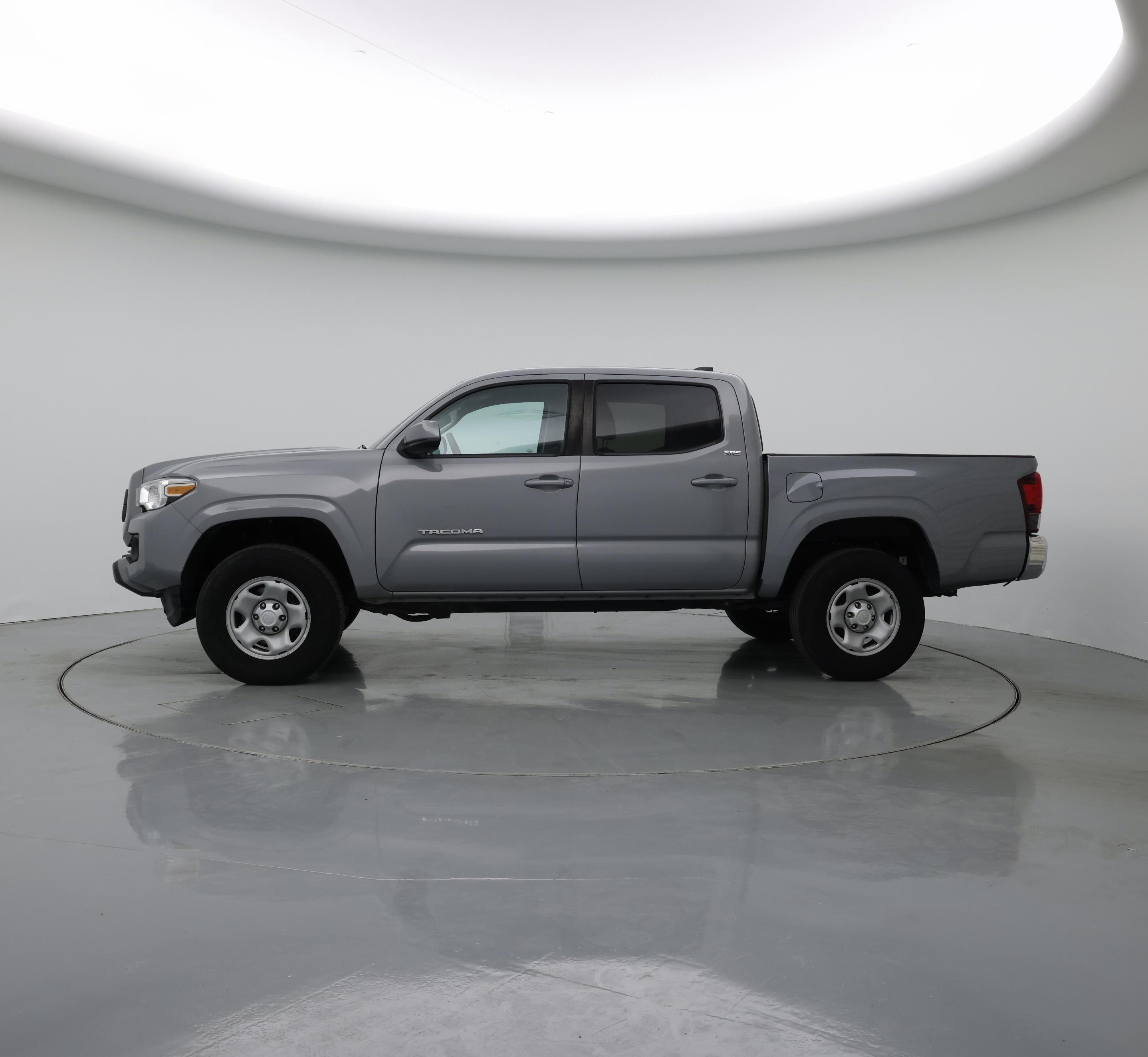 Thumbnail: 2021 Toyota Tacoma - 3