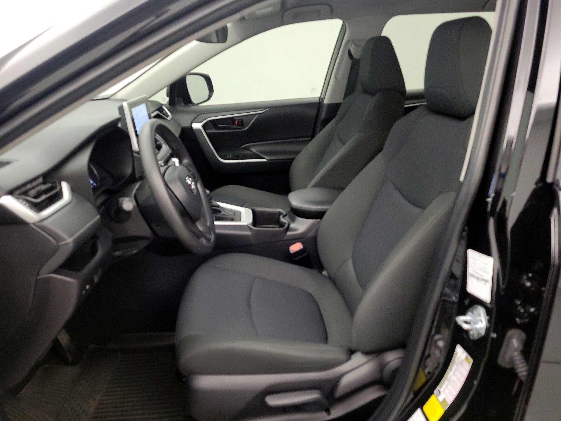 Thumbnail: 2025 Toyota RAV4 - 11