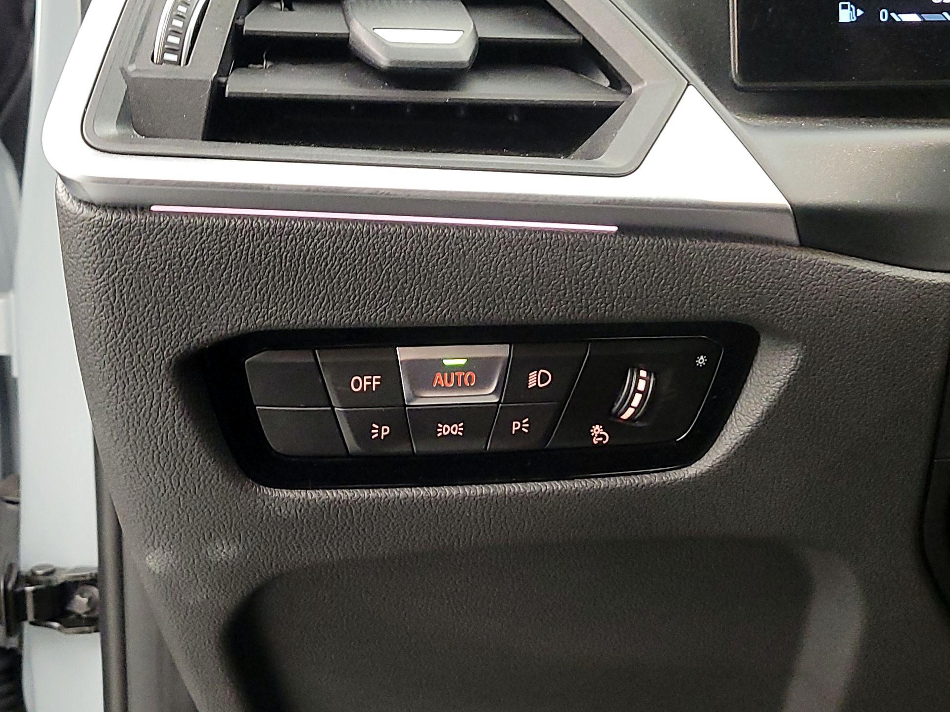 Thumbnail: 2023 BMW 3 Series - 13