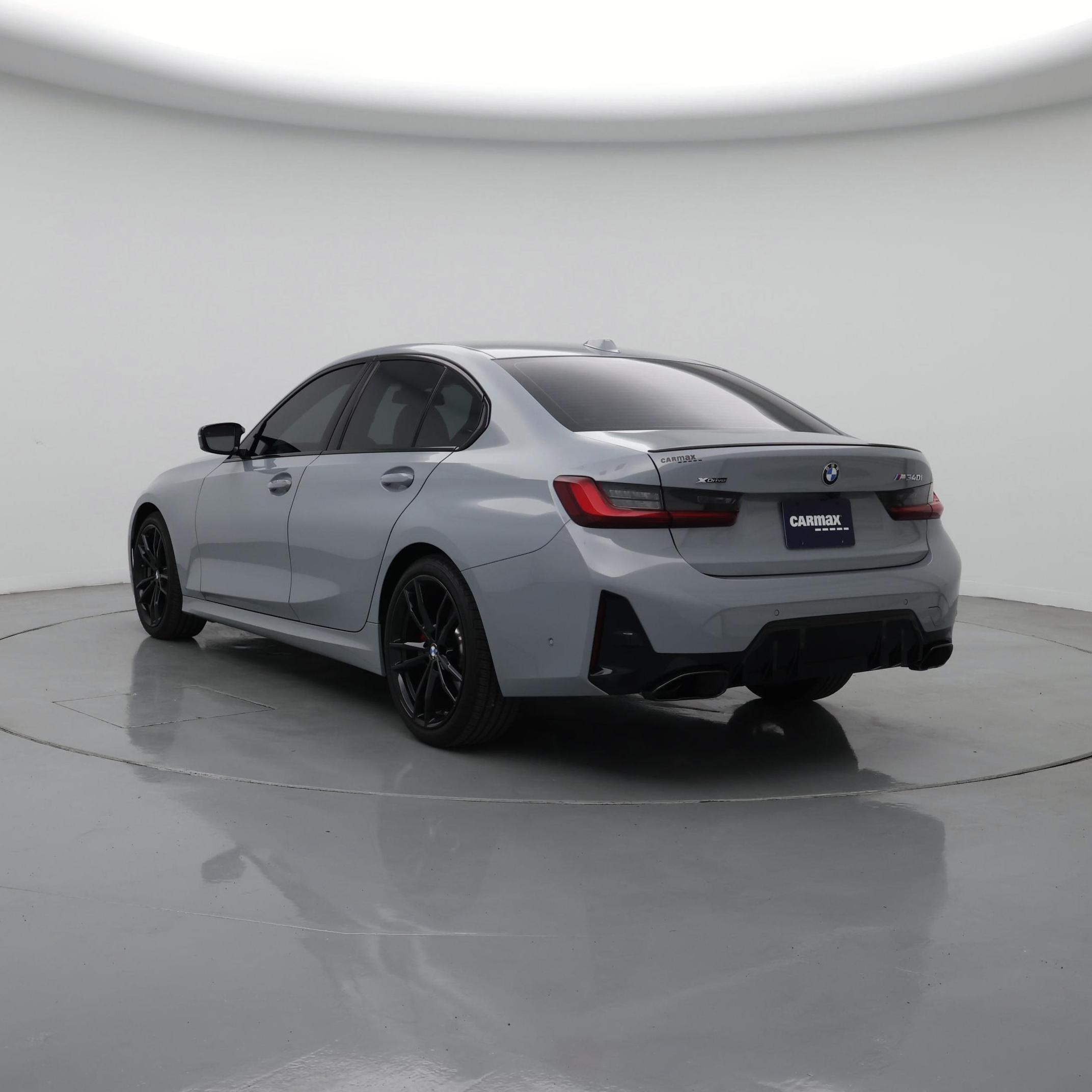 Thumbnail: 2023 BMW 3 Series - 2