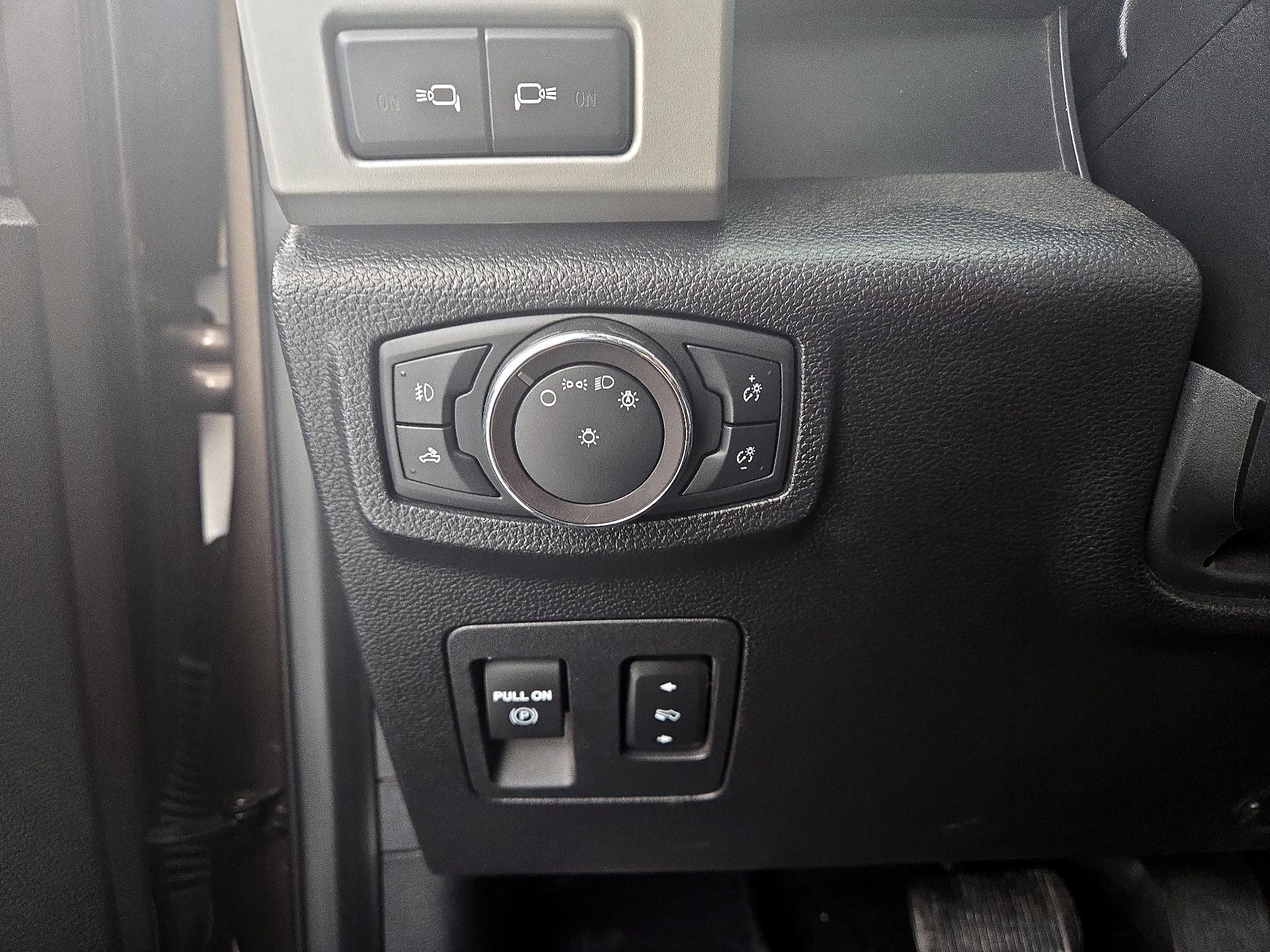 Thumbnail: 2019 Ford F-150 - 13