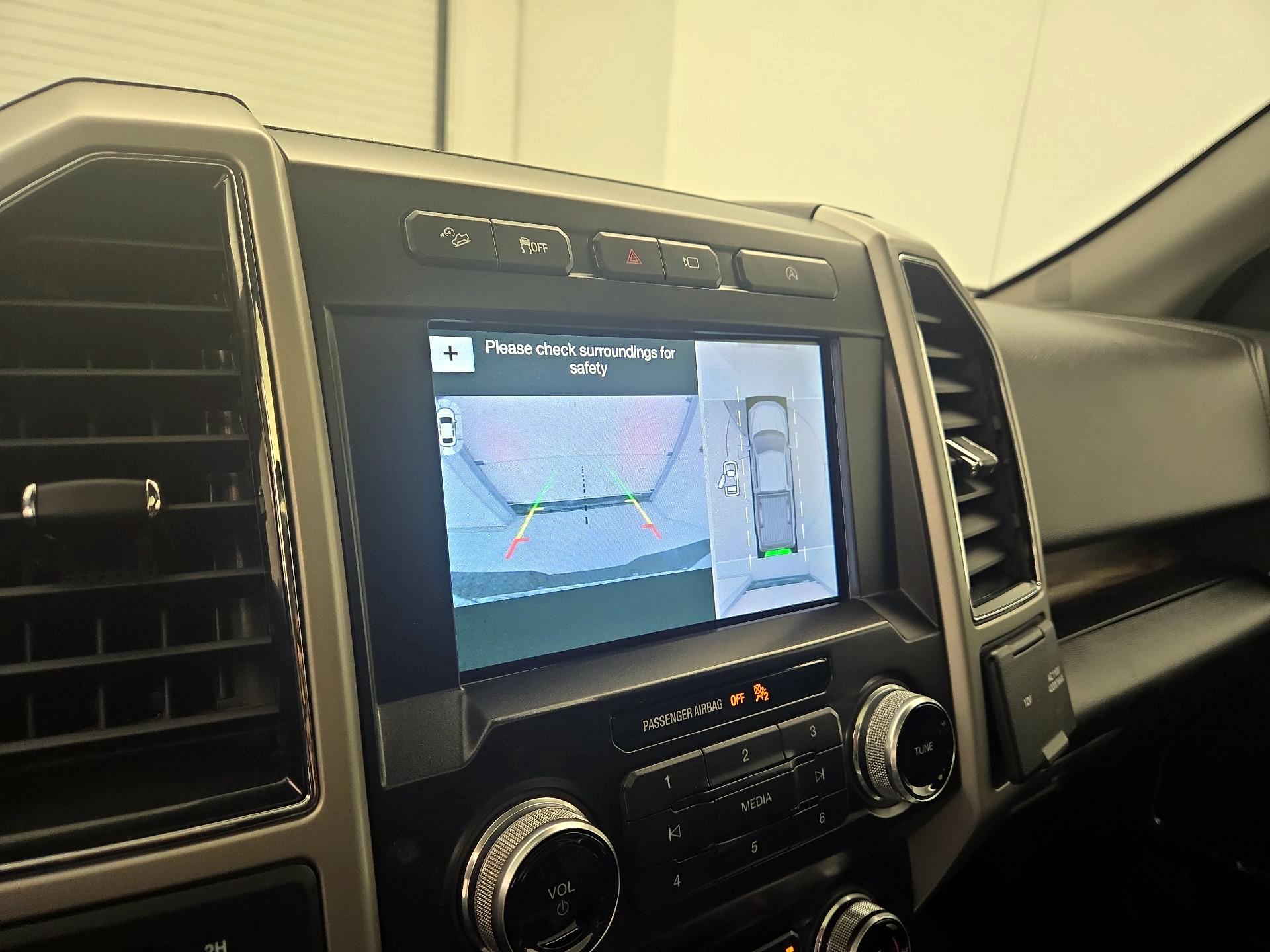 Thumbnail: 2019 Ford F-150 - 15