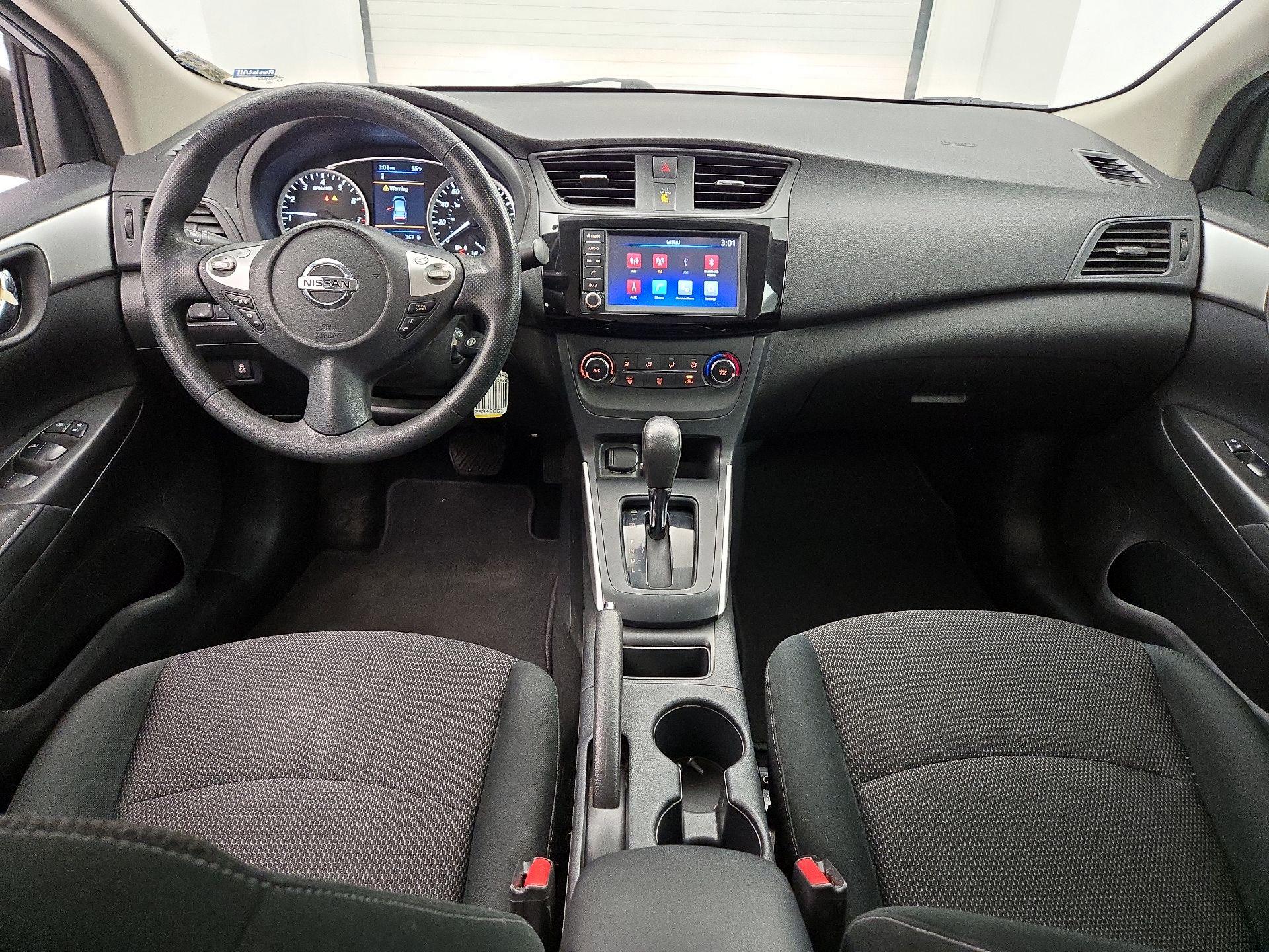 Thumbnail: 2019 Nissan Sentra - 9