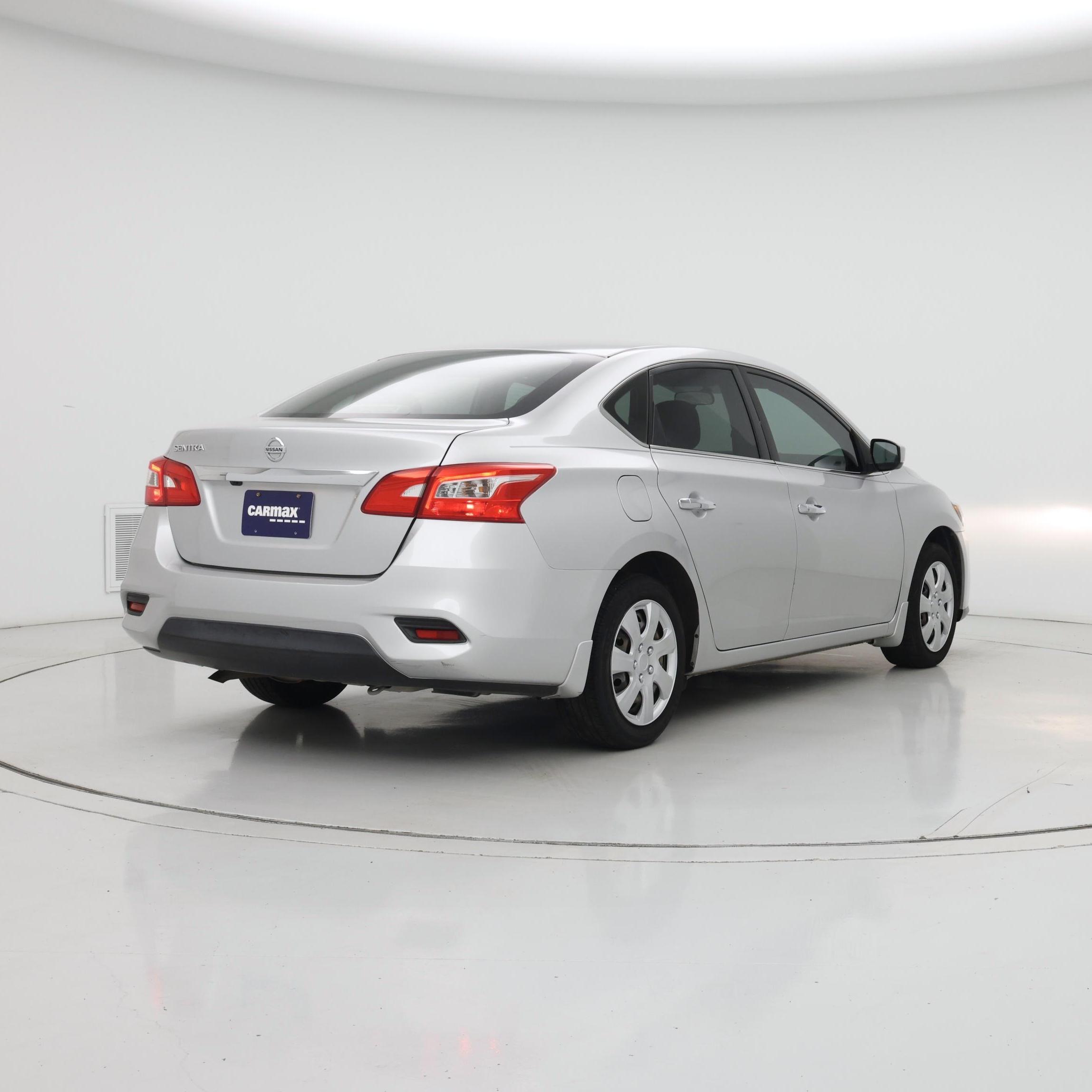 Thumbnail: 2019 Nissan Sentra - 8