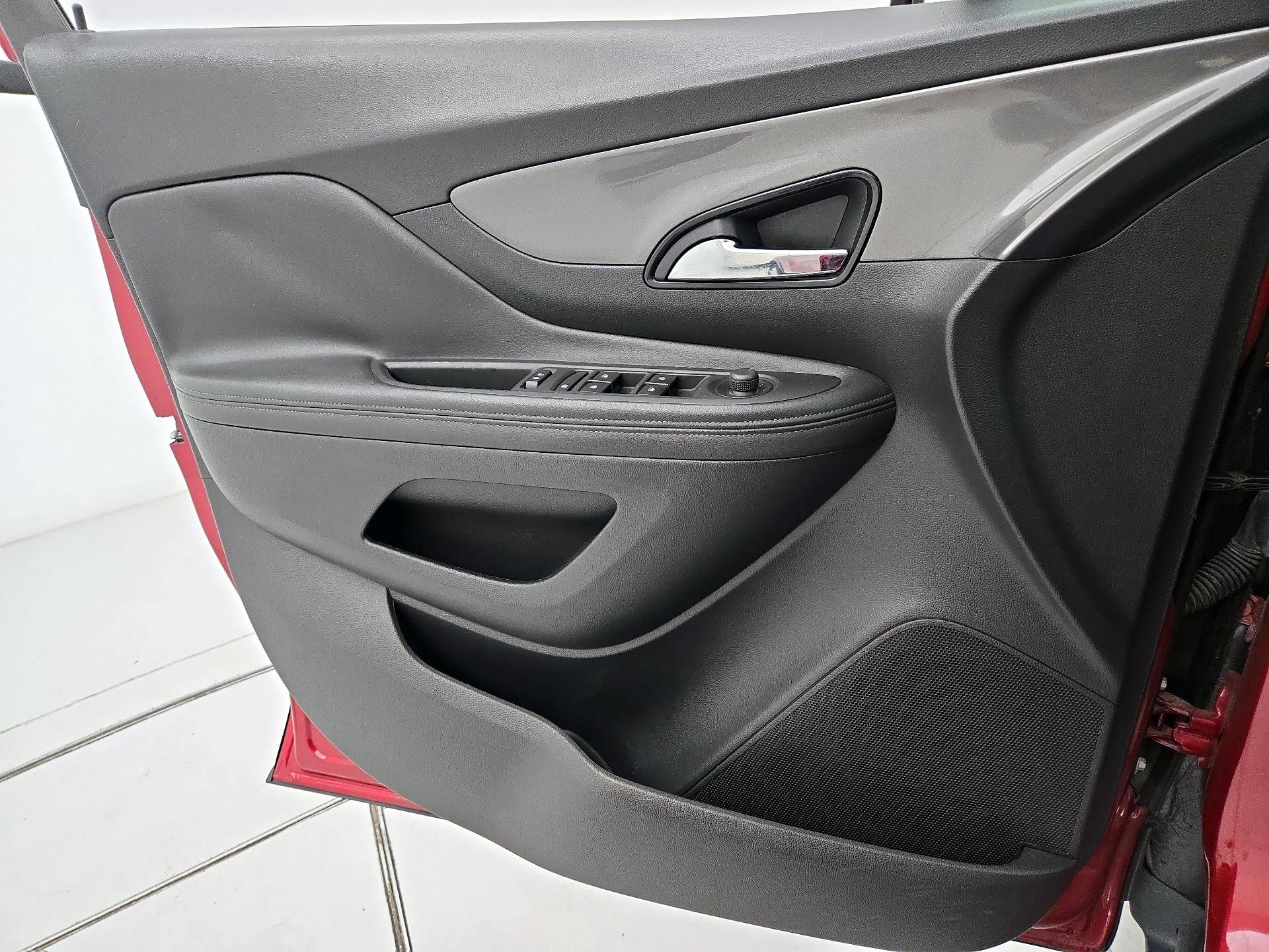 Thumbnail: 2017 Buick Encore - 12