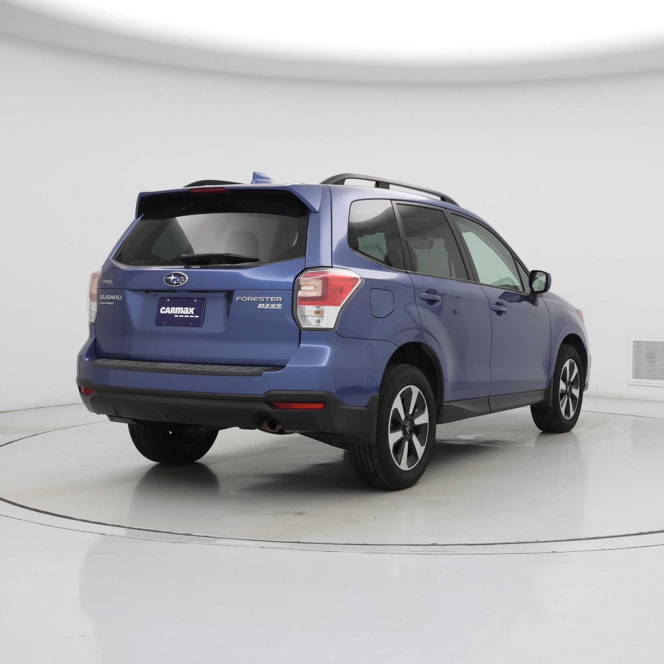 Thumbnail: 2017 Subaru Forester - 8