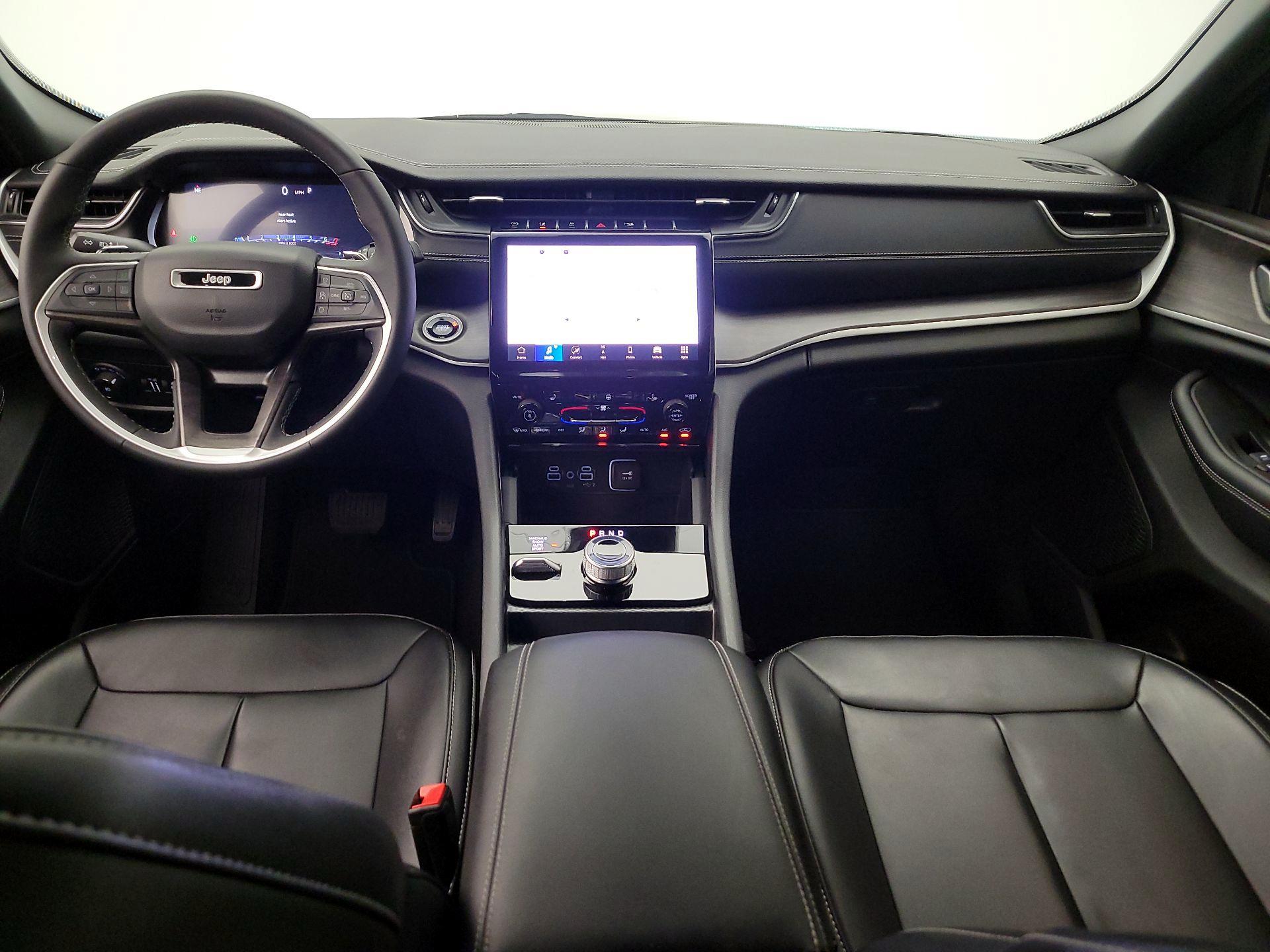 Thumbnail: 2024 Jeep Grand Cherokee - 9