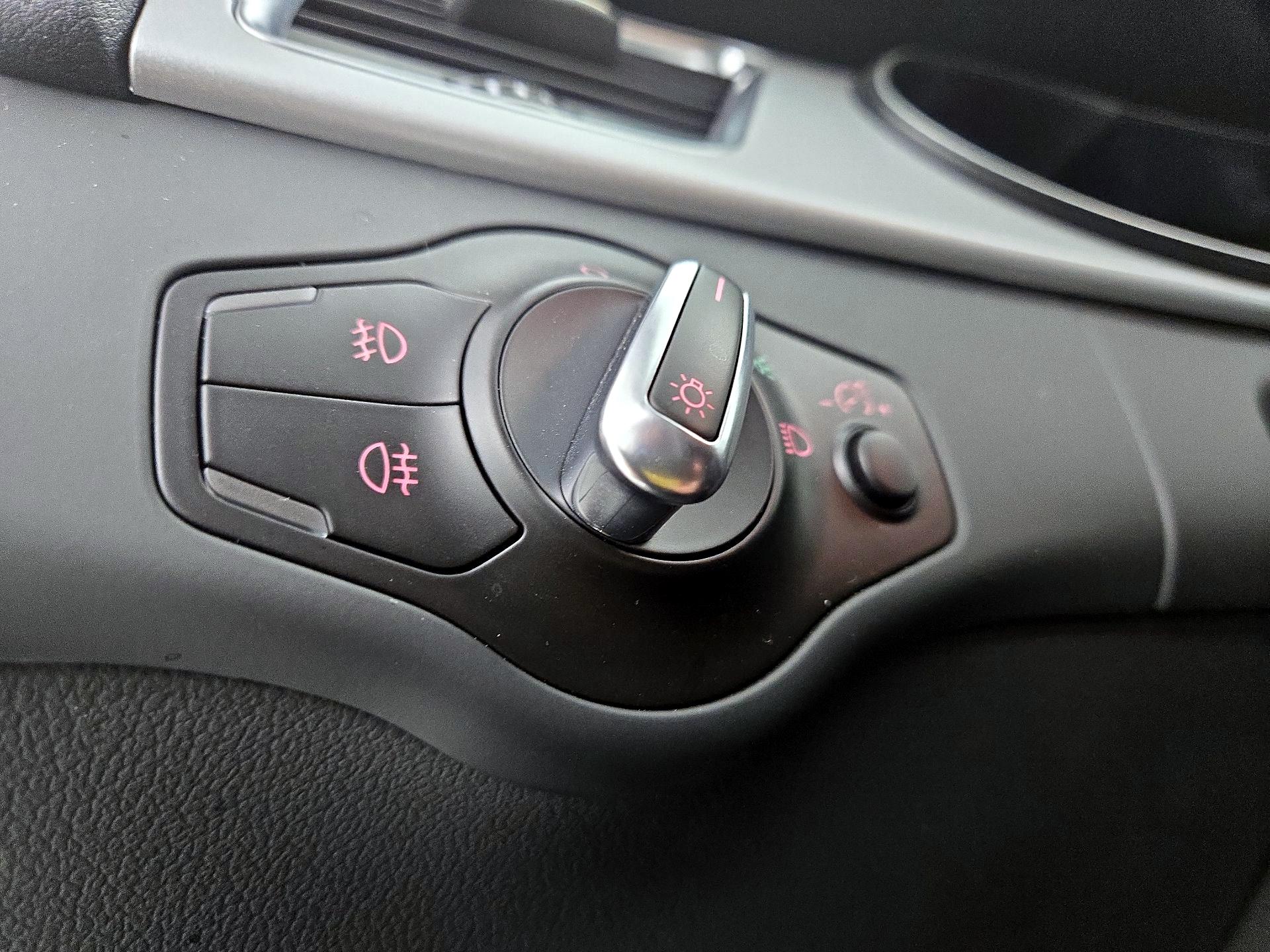 Thumbnail: 2016 Audi A4 - 13