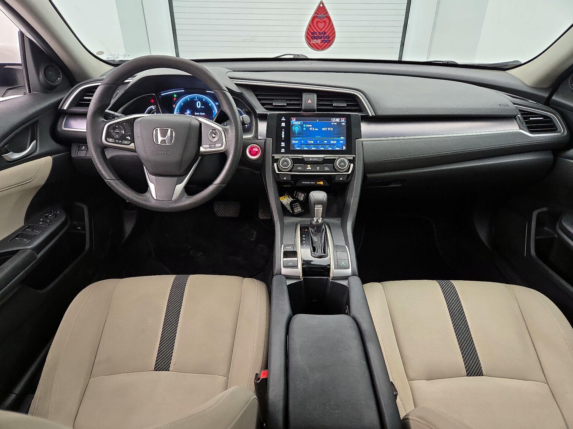 Thumbnail: 2017 Honda Civic - 9