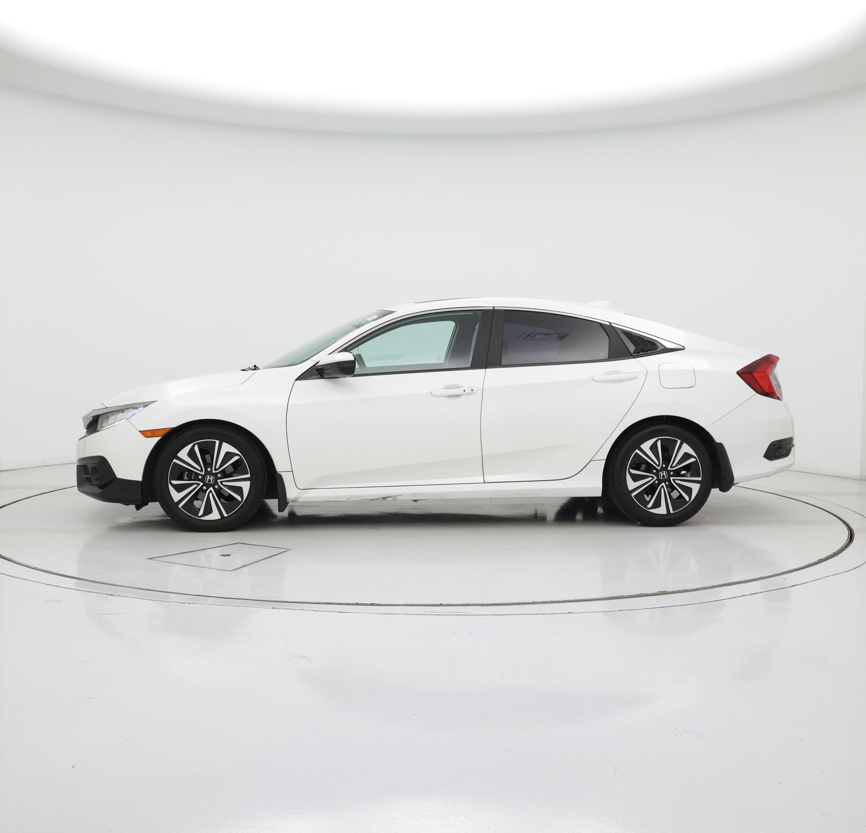 Thumbnail: 2017 Honda Civic - 3