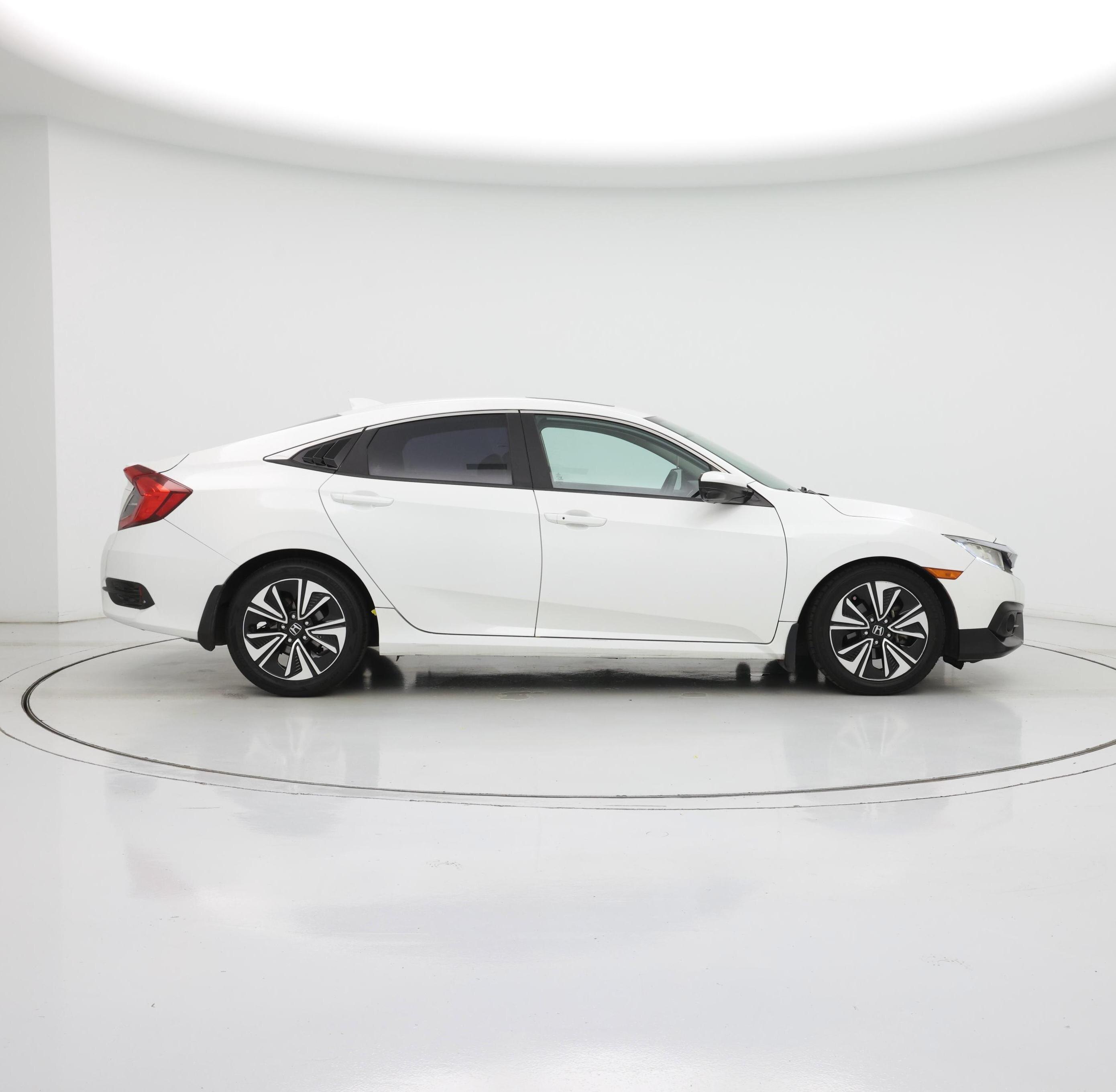 Thumbnail: 2017 Honda Civic - 7