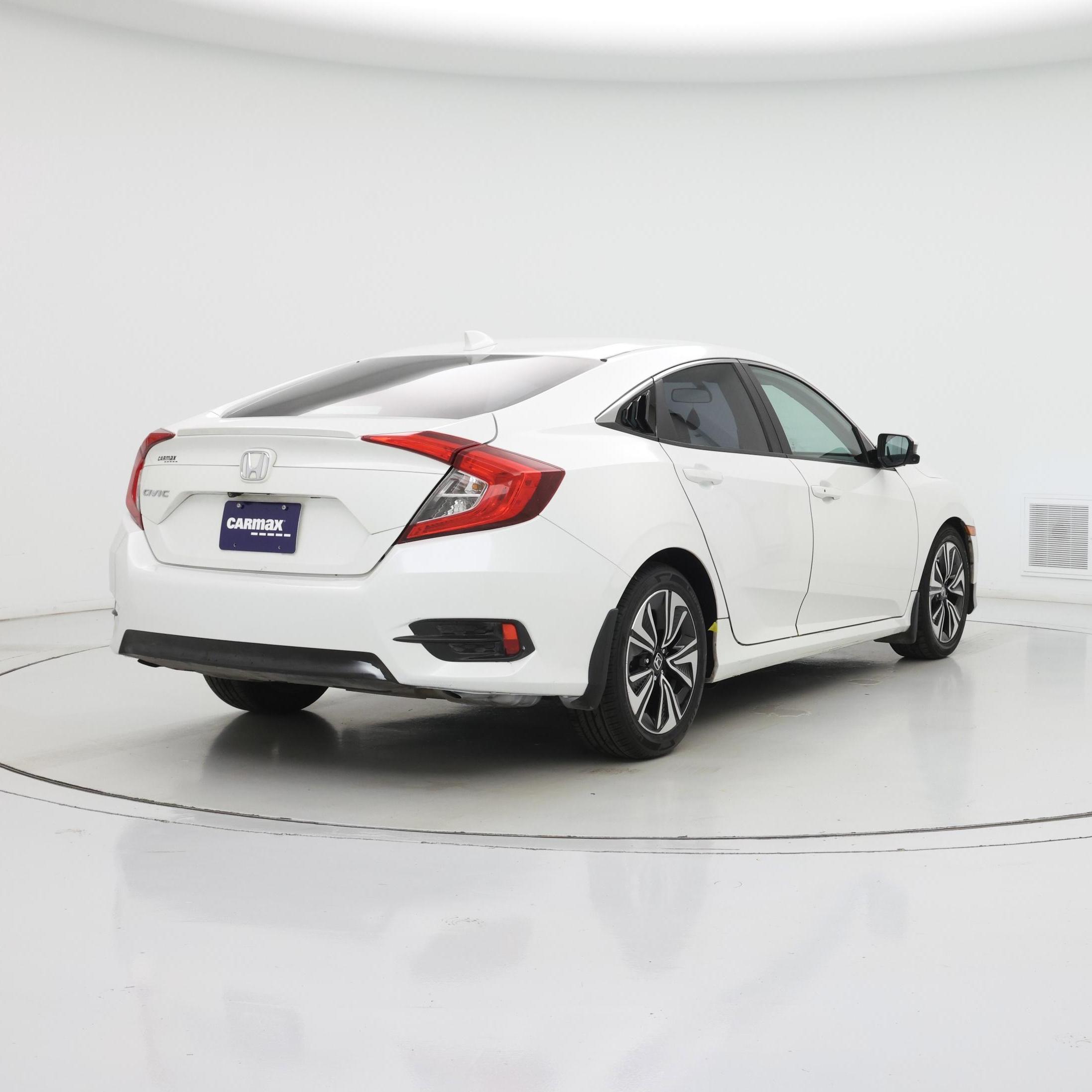 Thumbnail: 2017 Honda Civic - 8