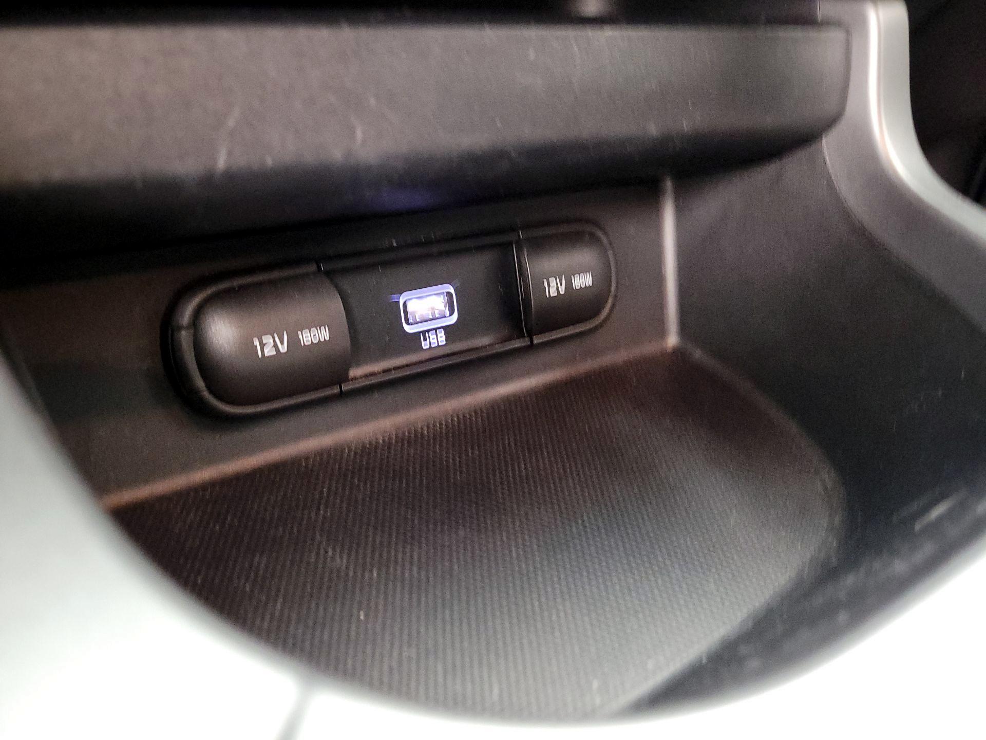 Thumbnail: 2021 Kia Seltos - 18