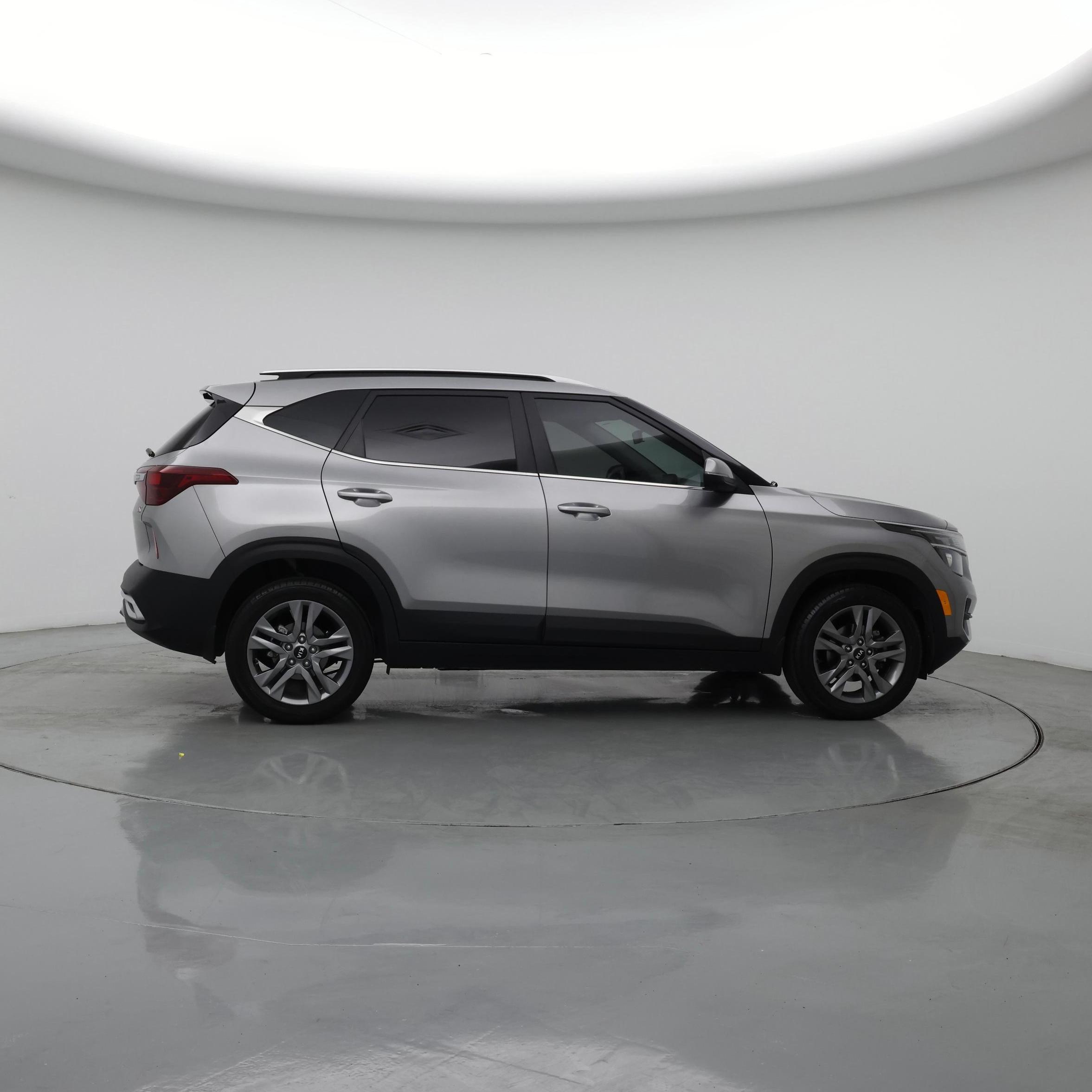 Thumbnail: 2021 Kia Seltos - 7