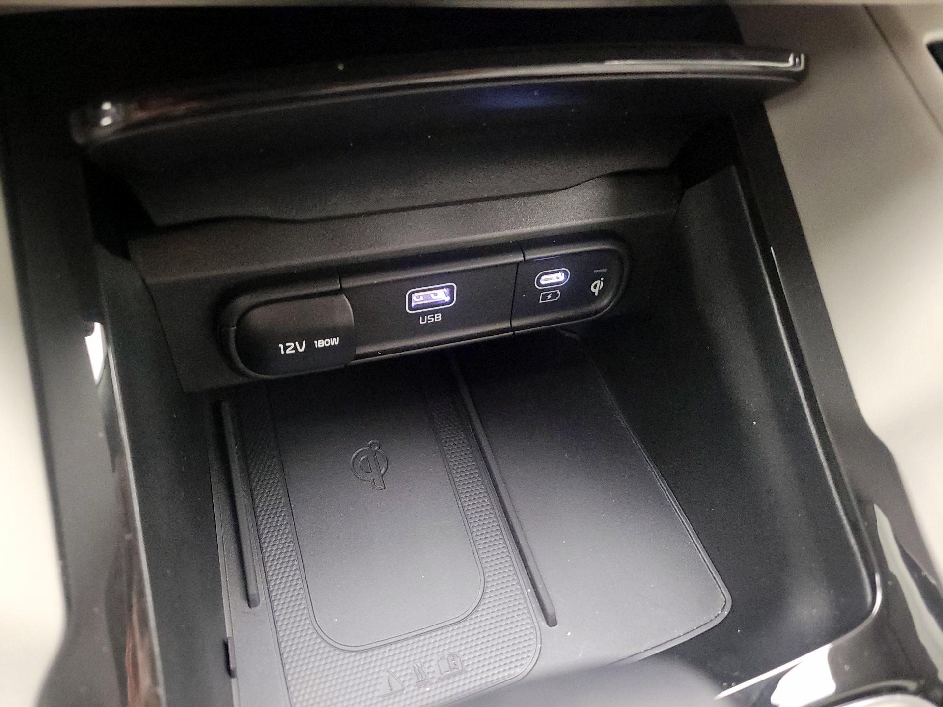 Thumbnail: 2024 Kia Telluride - 19