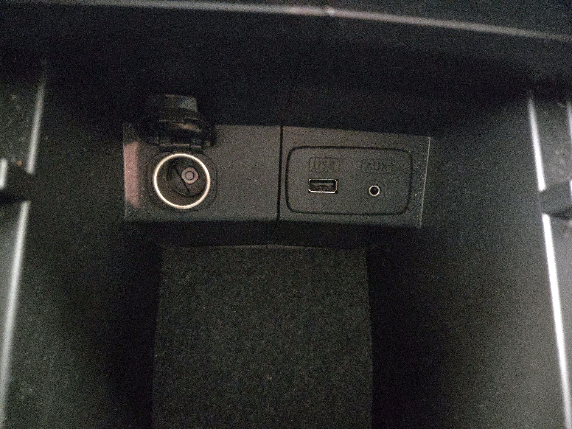 Thumbnail: 2015 Subaru Forester - 18