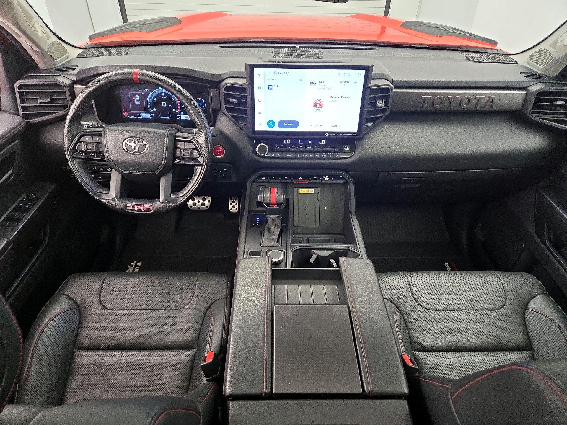 Thumbnail: 2022 Toyota Tundra - 9