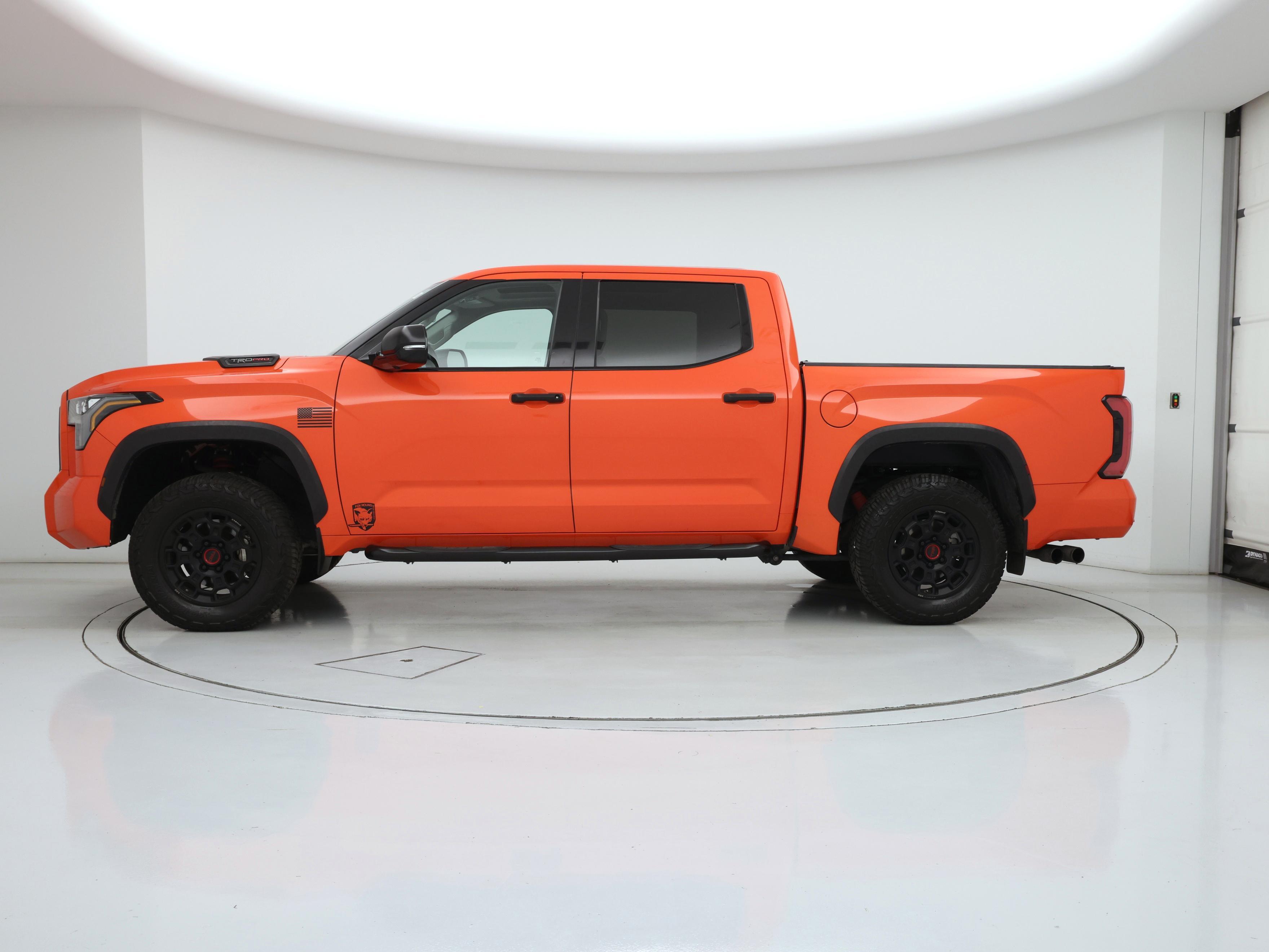 Thumbnail: 2022 Toyota Tundra - 3