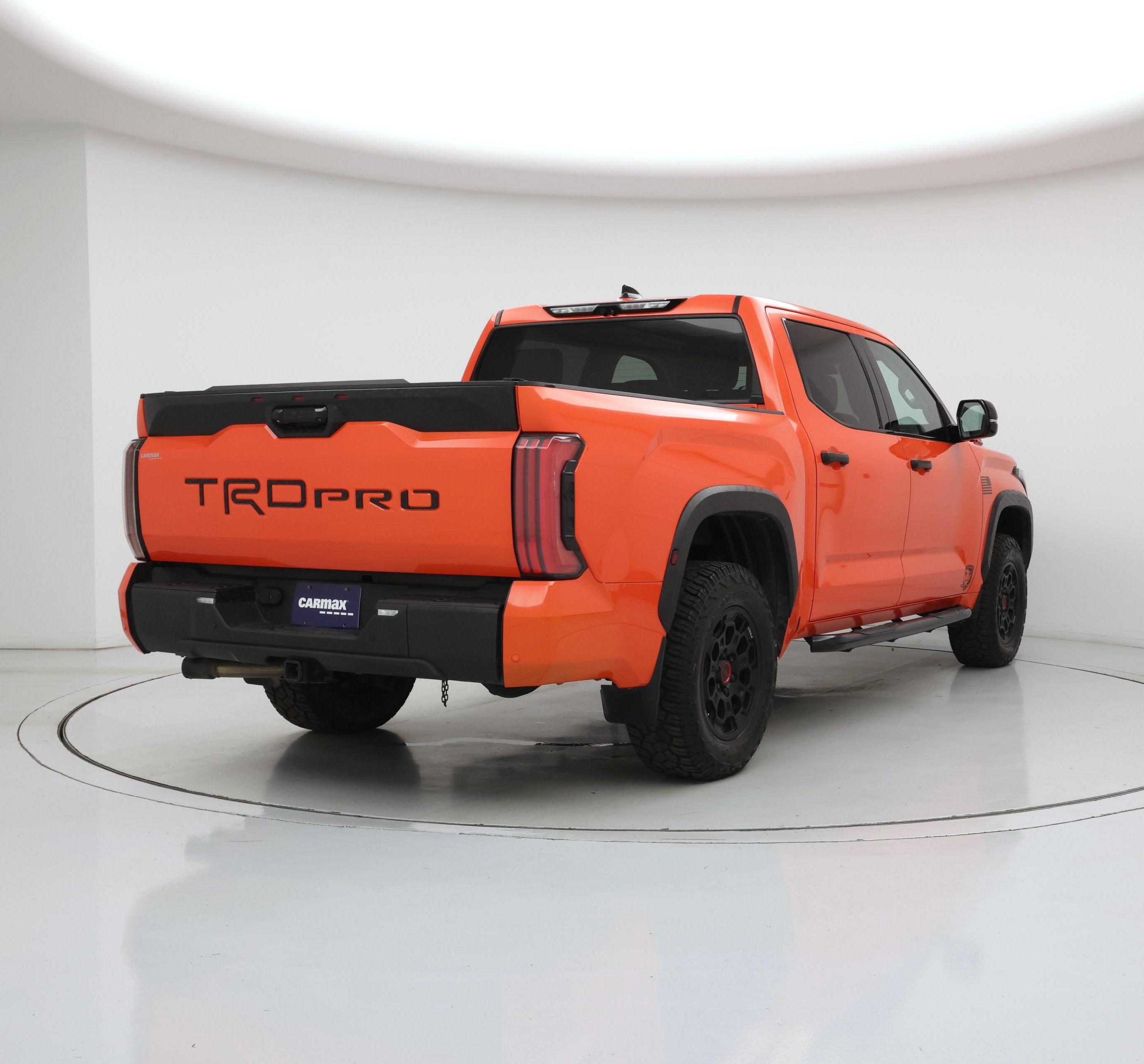 Thumbnail: 2022 Toyota Tundra - 8