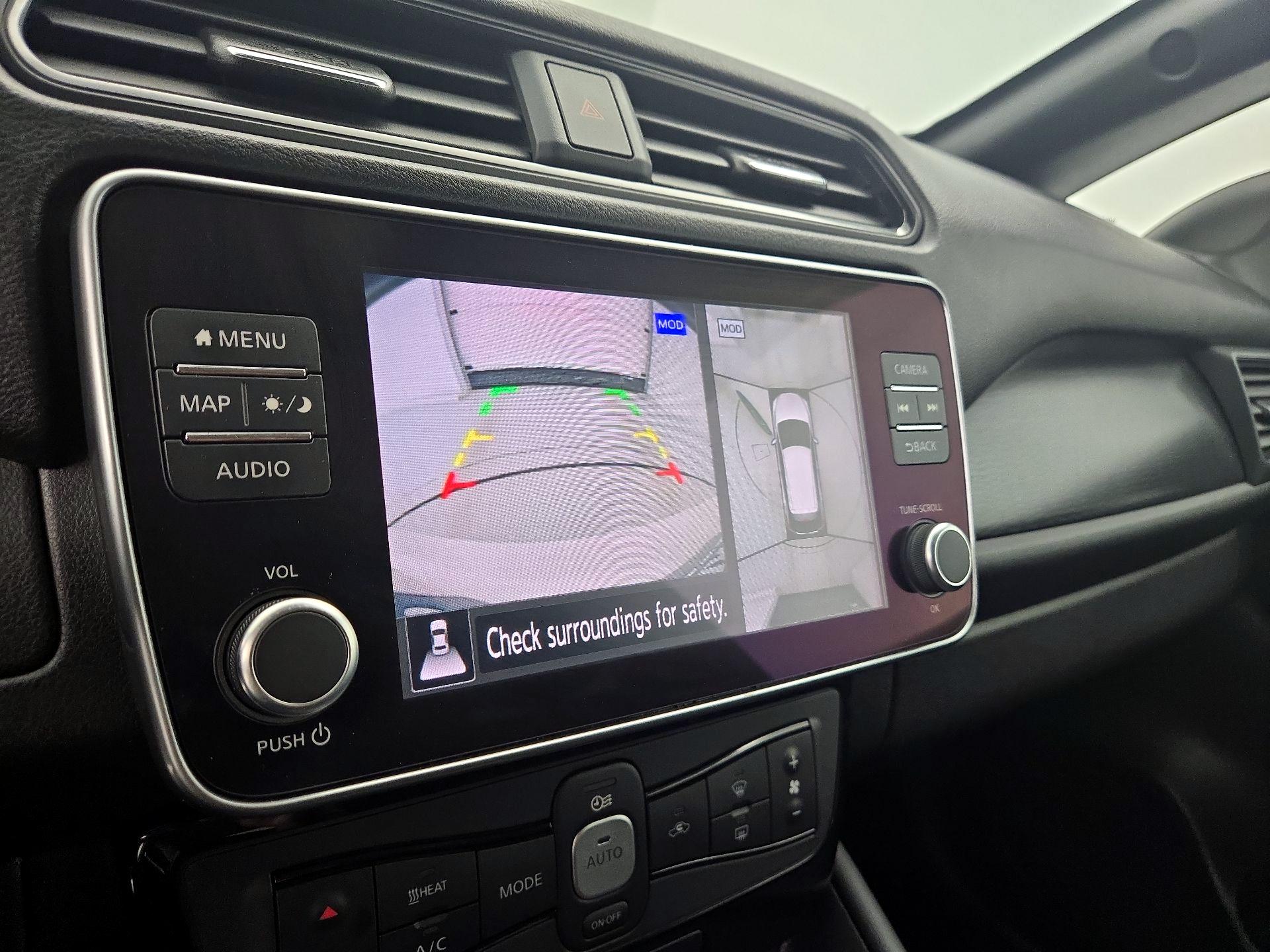 Thumbnail: 2020 Nissan Leaf - 15
