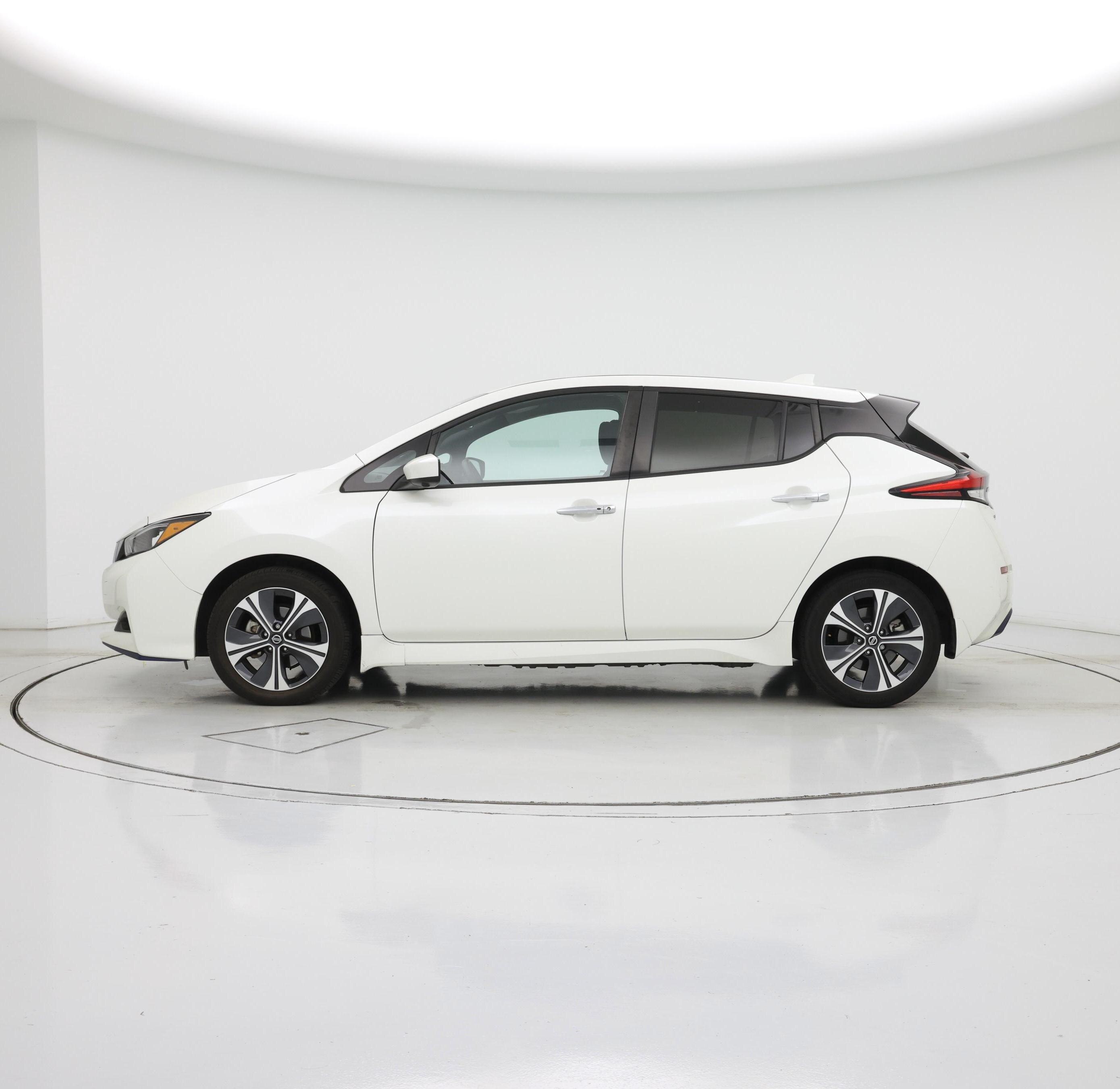 Thumbnail: 2020 Nissan Leaf - 3