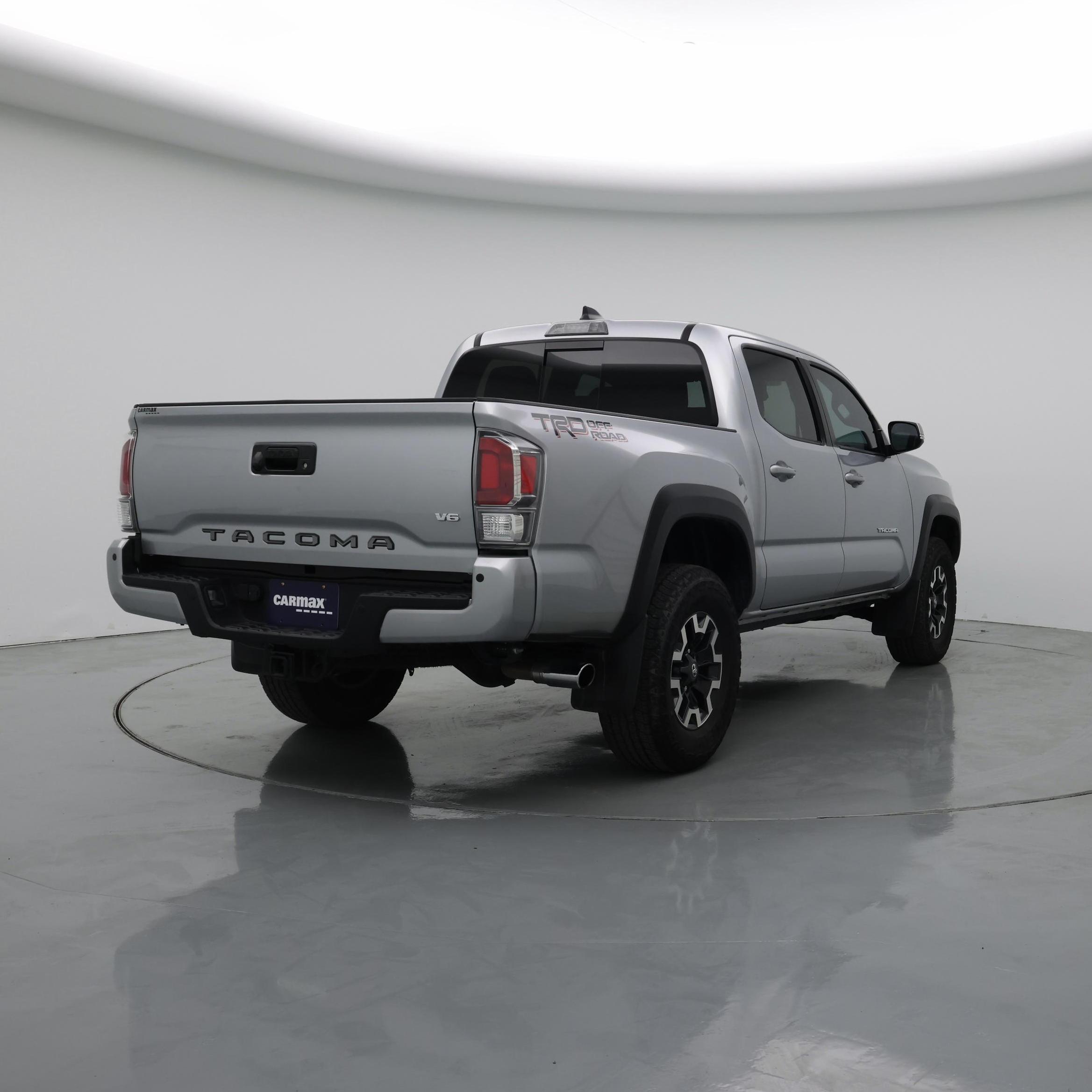 Thumbnail: 2022 Toyota Tacoma - 8