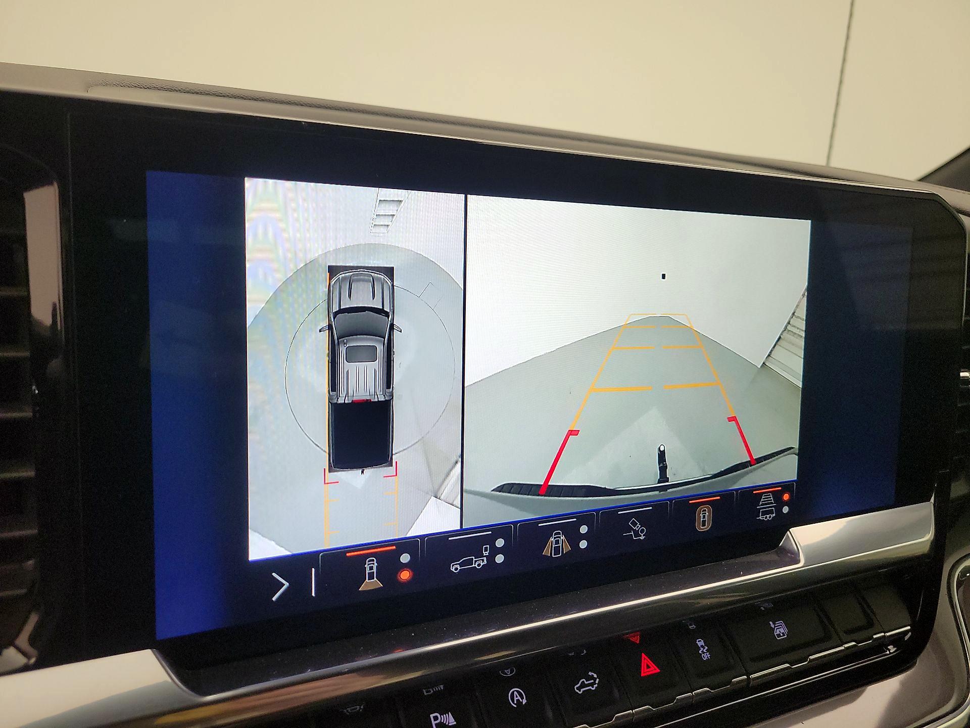 Thumbnail: 2025 Chevrolet Silverado 1500 - 14