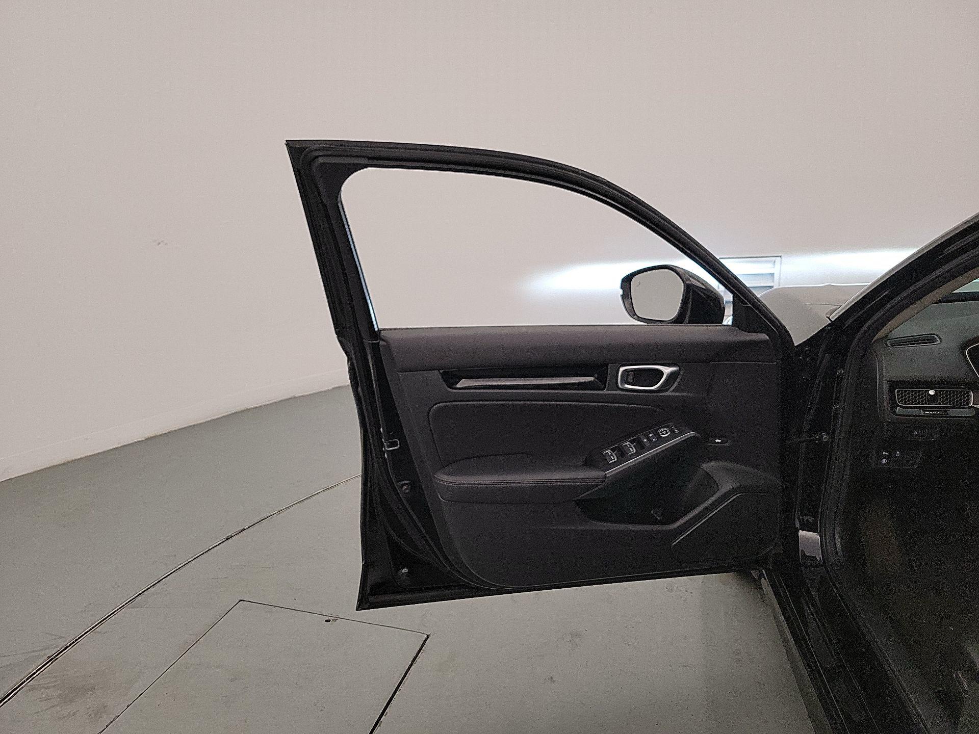 Thumbnail: 2024 Honda Civic - 12