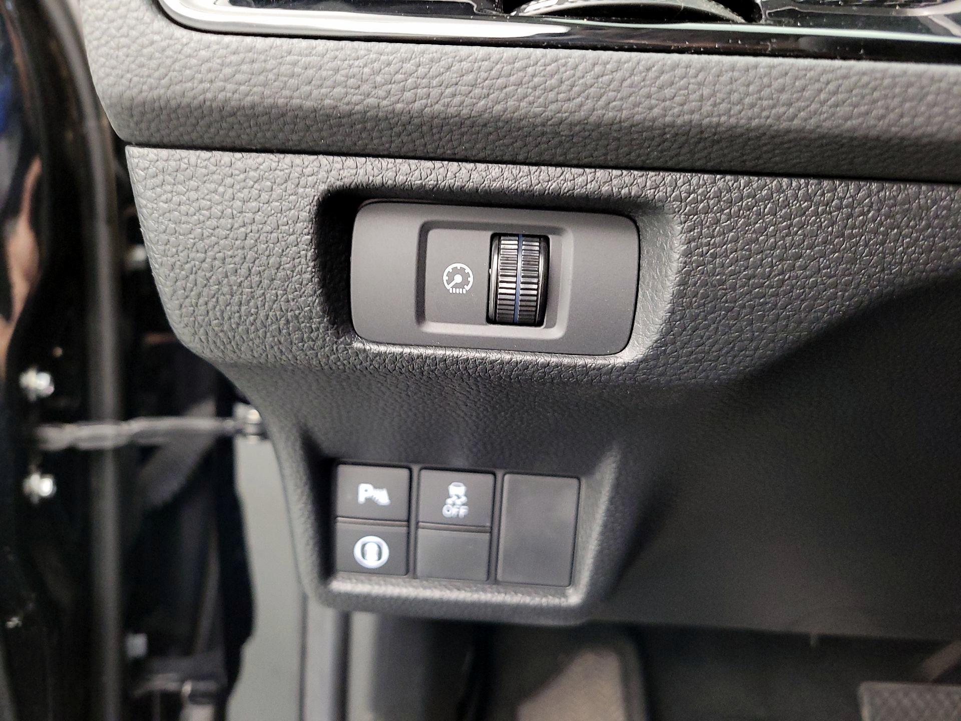 Thumbnail: 2024 Honda Civic - 13